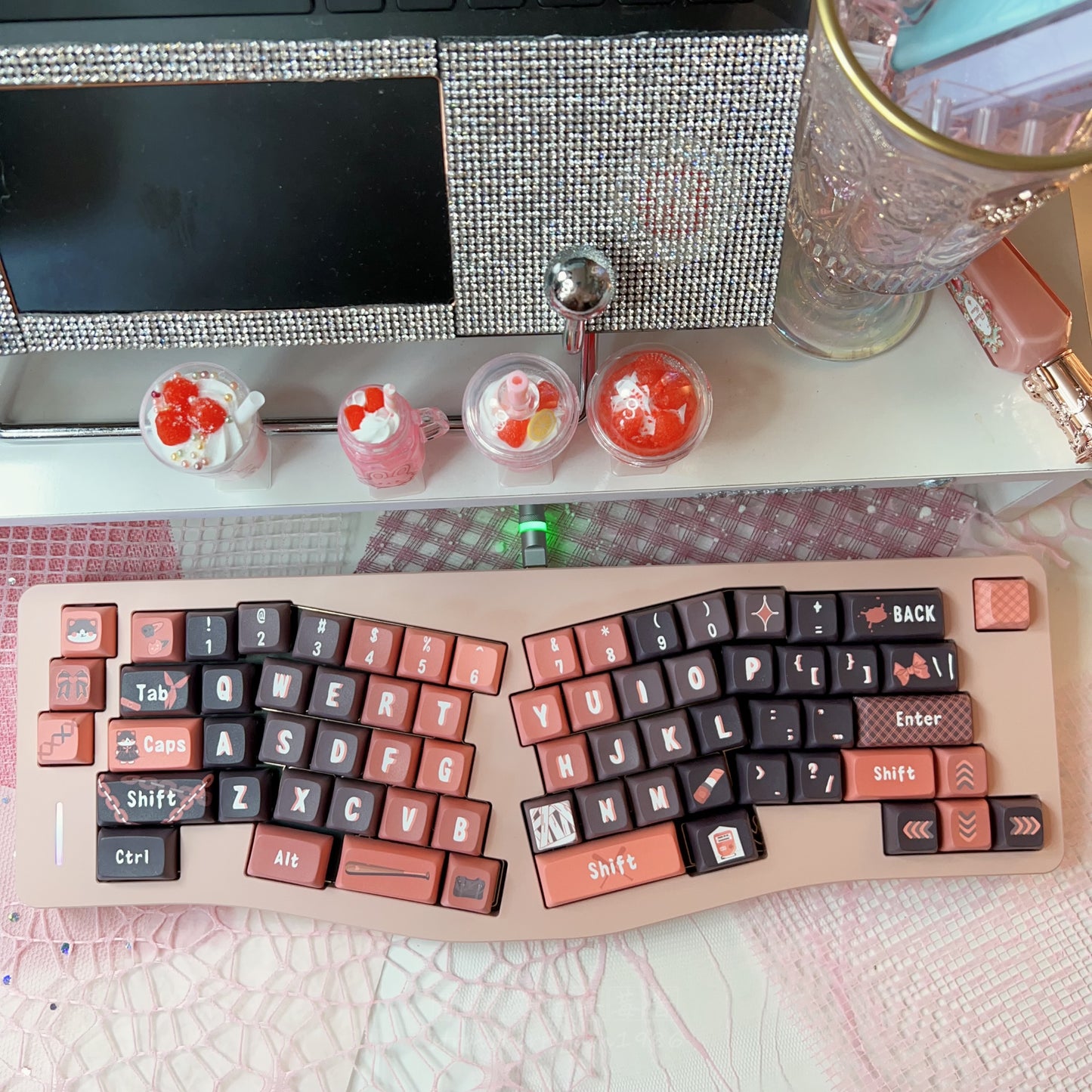 「Fully Assembled」Dimi Alice Creamy Pink Aluminum Ergonomic Mechanical Customized Keyboard