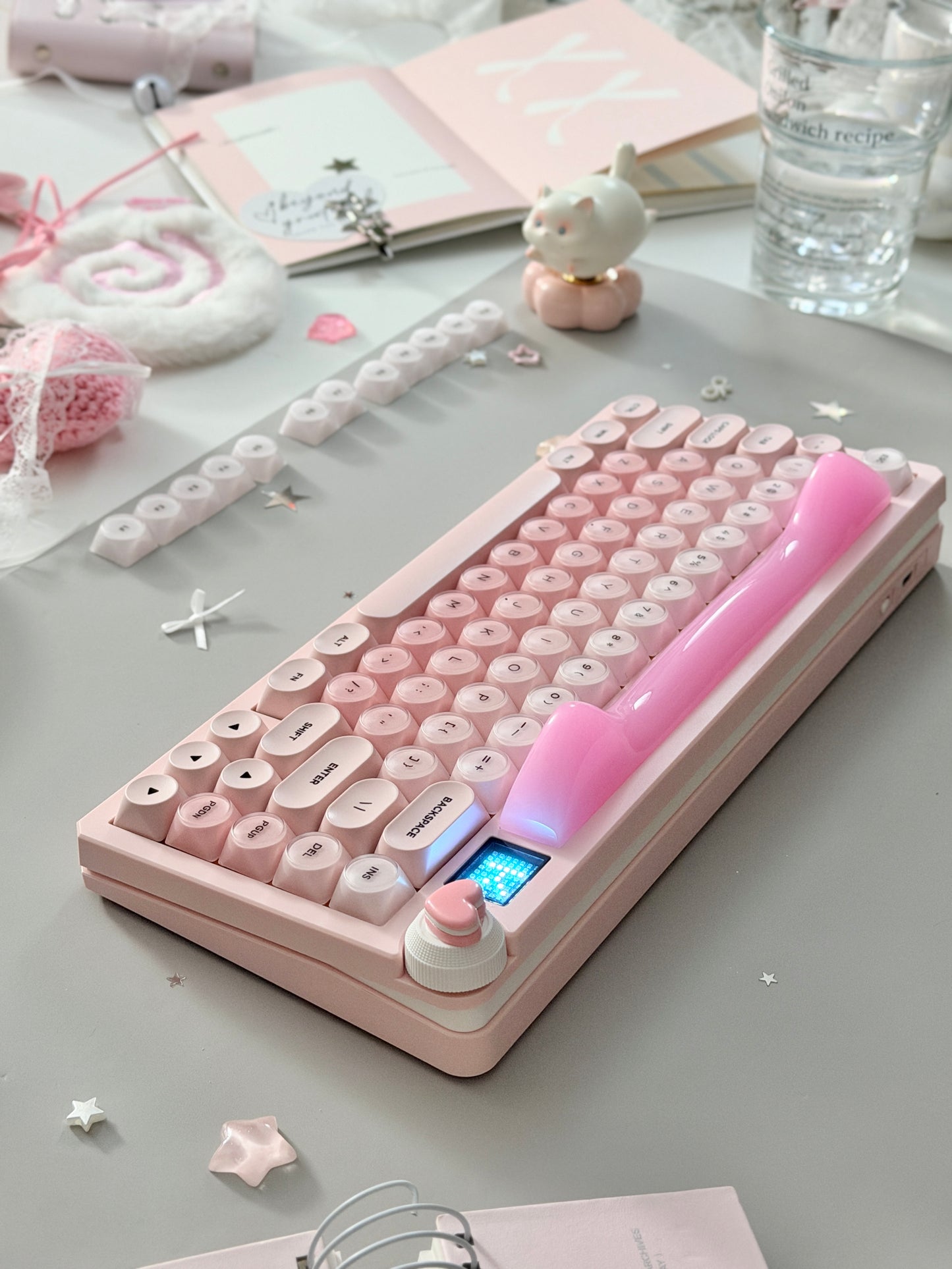 Unboxing Clearance ONLY 1 Instock WOMIER K80 MECHANICAL KEYBOARD With Cat Ear Light Box