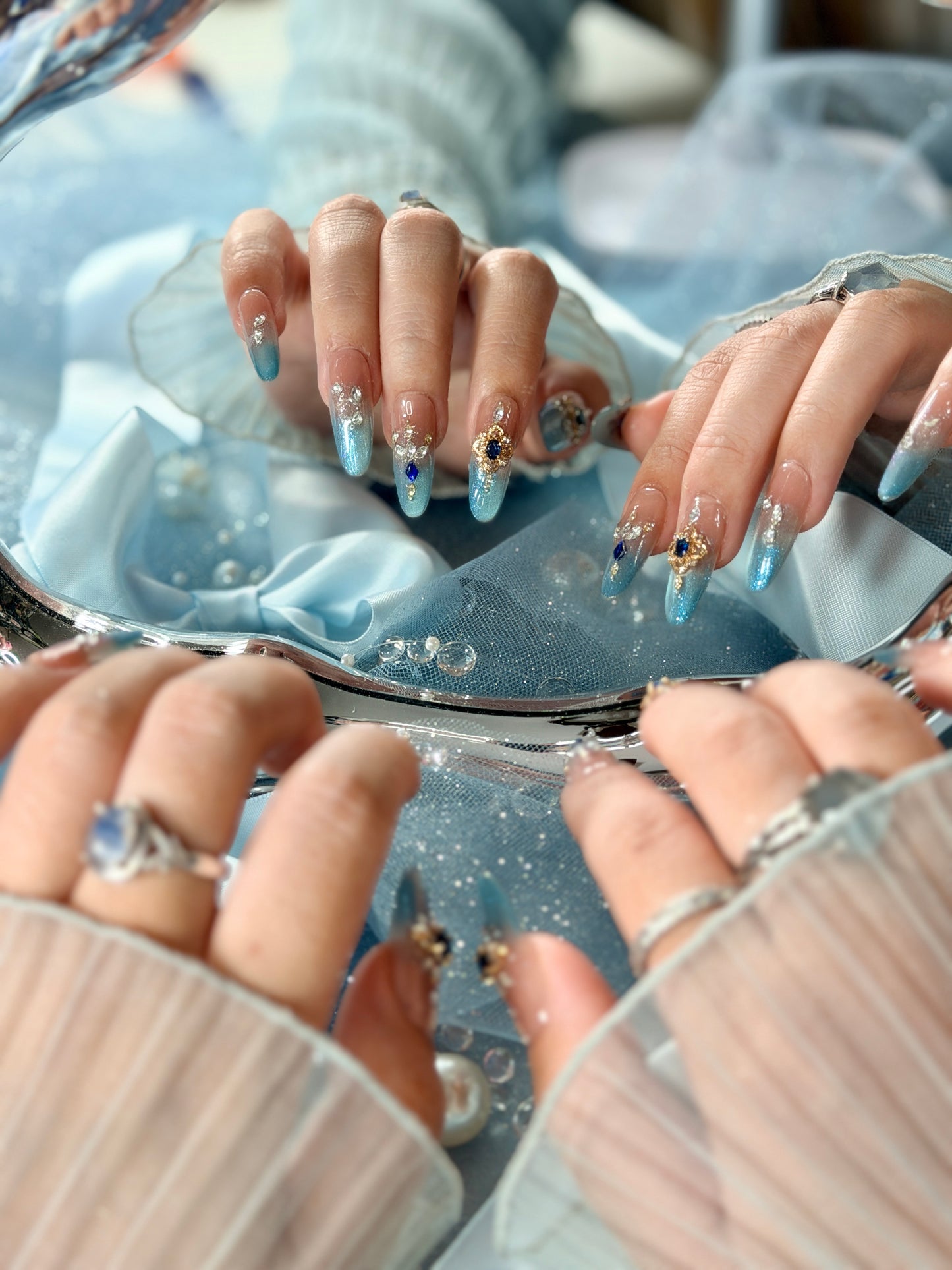 Crystal Blue Press On Nails Shimmering Diamond Cat-Eye Long Oval Handmade Nail Arts