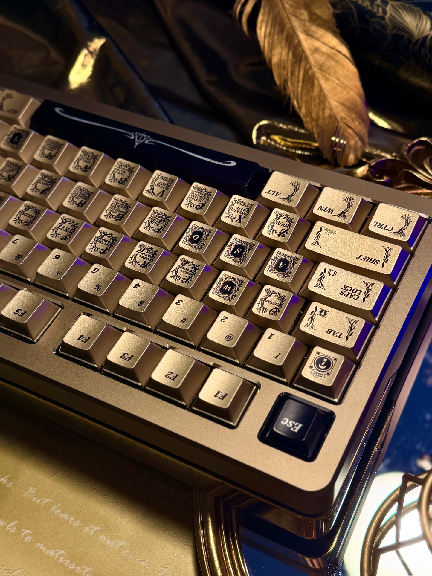 ONLY 1 Instock Prebuilt Aluminum Customized Mechanical Keyboard Buff75 Golden Black + taptempo Fantastic Beasts Medal-Coated Keycaps