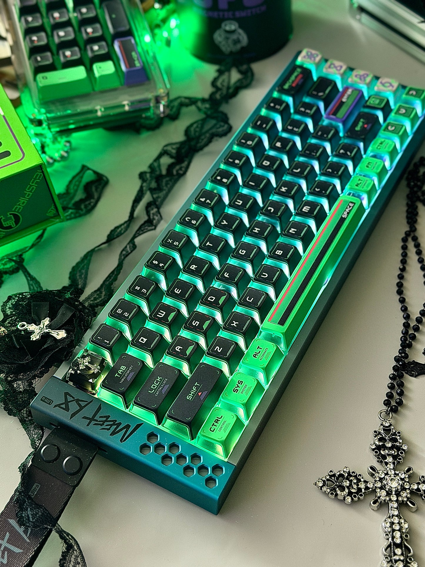 Unboxing For SALEs Meet68 Prebuilt Aurora Green Aluminum Custom Gaming Keyboard + GravaStar UFO Magnetic Switch + Keytok Snake Bell Keycap Set