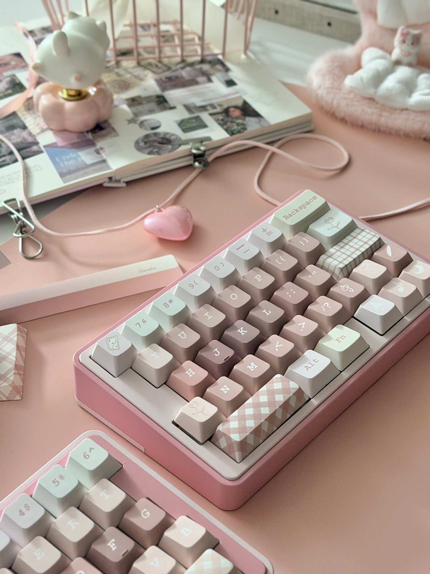 PREORDER Prebuilt Pale Pink BLOCKBOY New Split65 Aluminum Custom Mechanical Keyboard（You Can Choose Other Keycap Set）