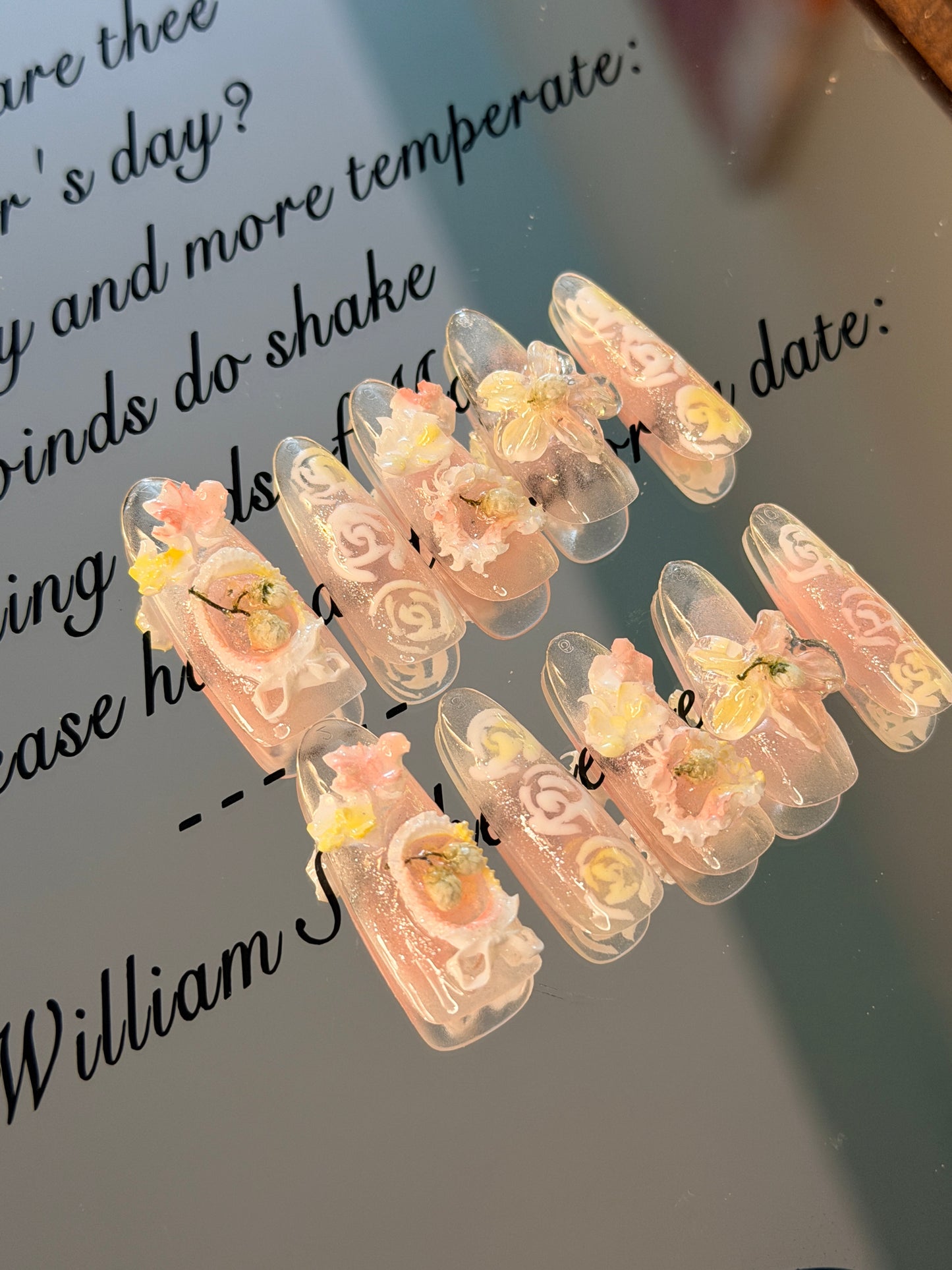 ONLY 1 Left Handmade False Nails Green Pink Oval Fairy Forest 3D Flower Rococo Style Press On Nails（#884）