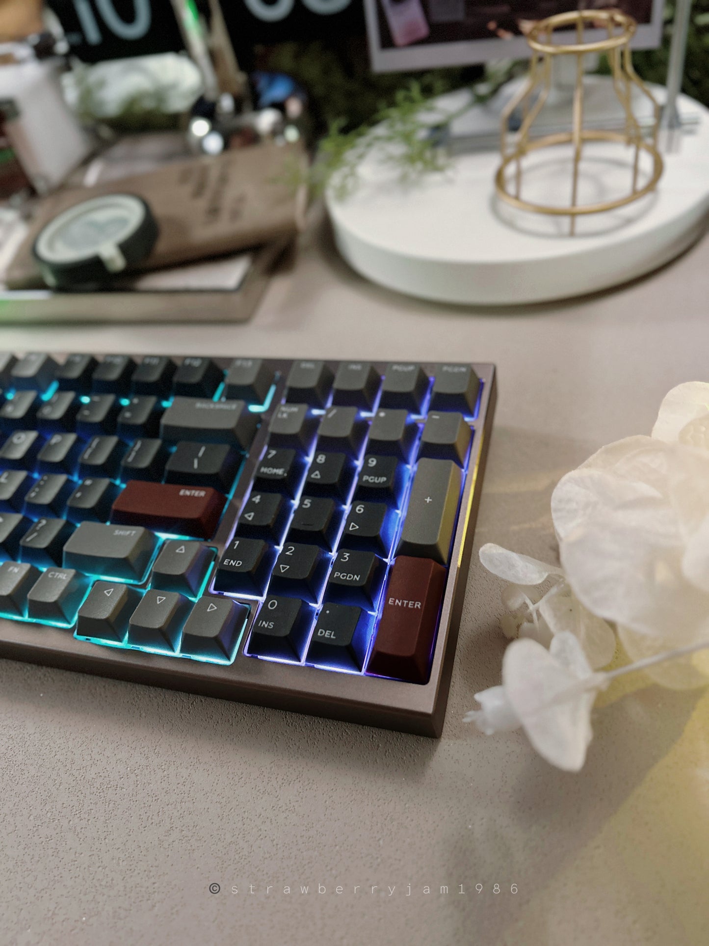 Unboxing Clearance ONLY 1 Instock IQUNIX FOX98 Aluminum Mechanical Keyboard