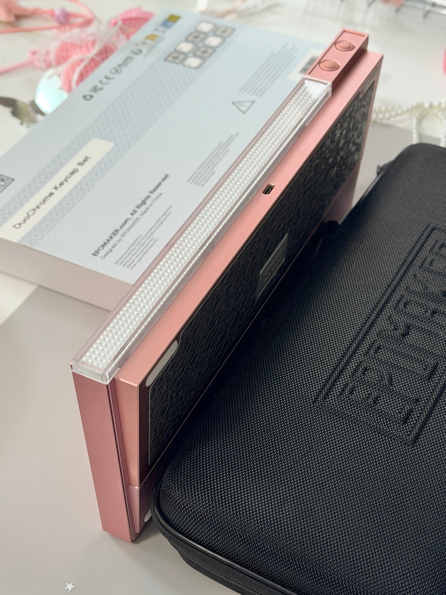 ONLY 1 Unboxing Clearance Anodized Pink GLOW75 DIY Kit &DuoChrome Keycaps & Silent Linear Switches