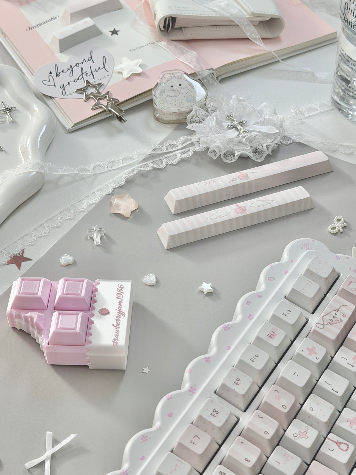 ONLY 1 Instock Prebuilt Aluminum Customized Mechanical Keyboard Cookies75 White Floral Set