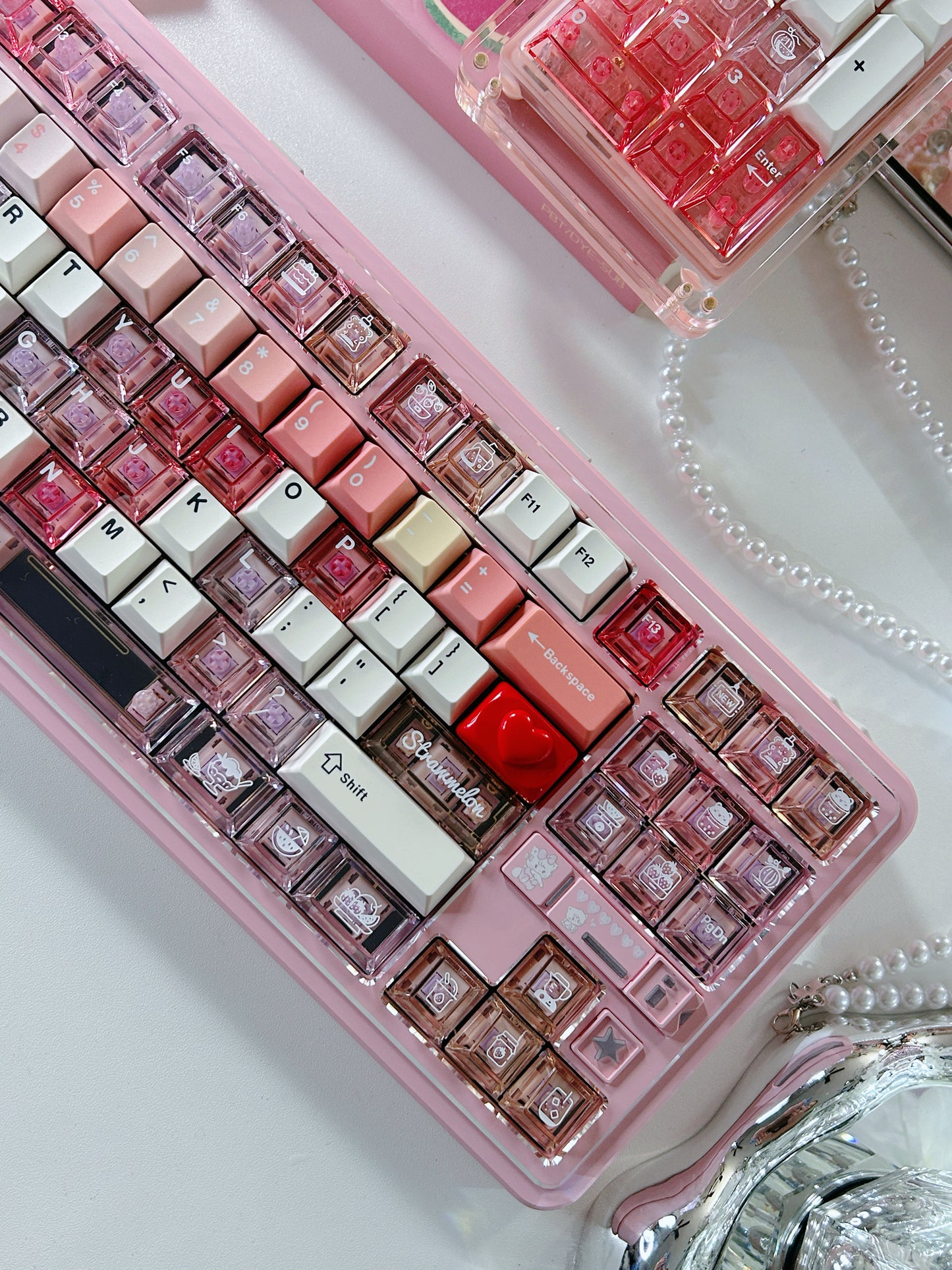 ONLY 1 Instock Prebuilt Aluminum Customized Mechanical Keyboard Polaris80 Pink （notincluding the KiiBOOM number pad/lace strip/artisan keys）