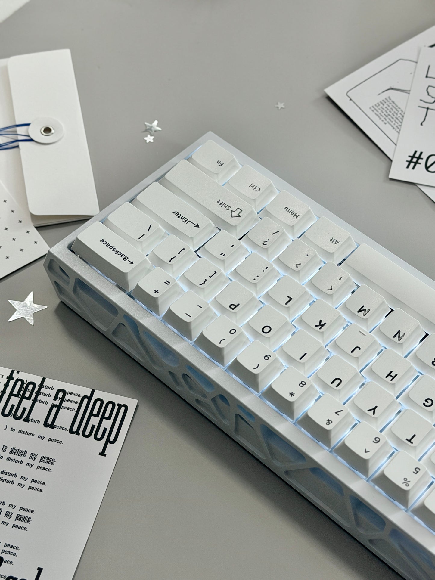ONLY 1 Unboxing Clearance H60 Aluminum Hollow Magnetic Switch wireless RGB 8K Keyboard – White