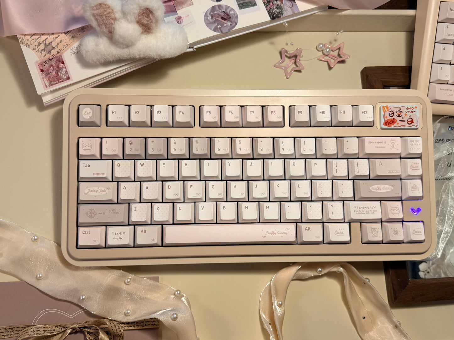 Preorder Prebuilt Aluminum Customized Mechanical Keyboard Rich75 Cream Beige Set（free number pad）