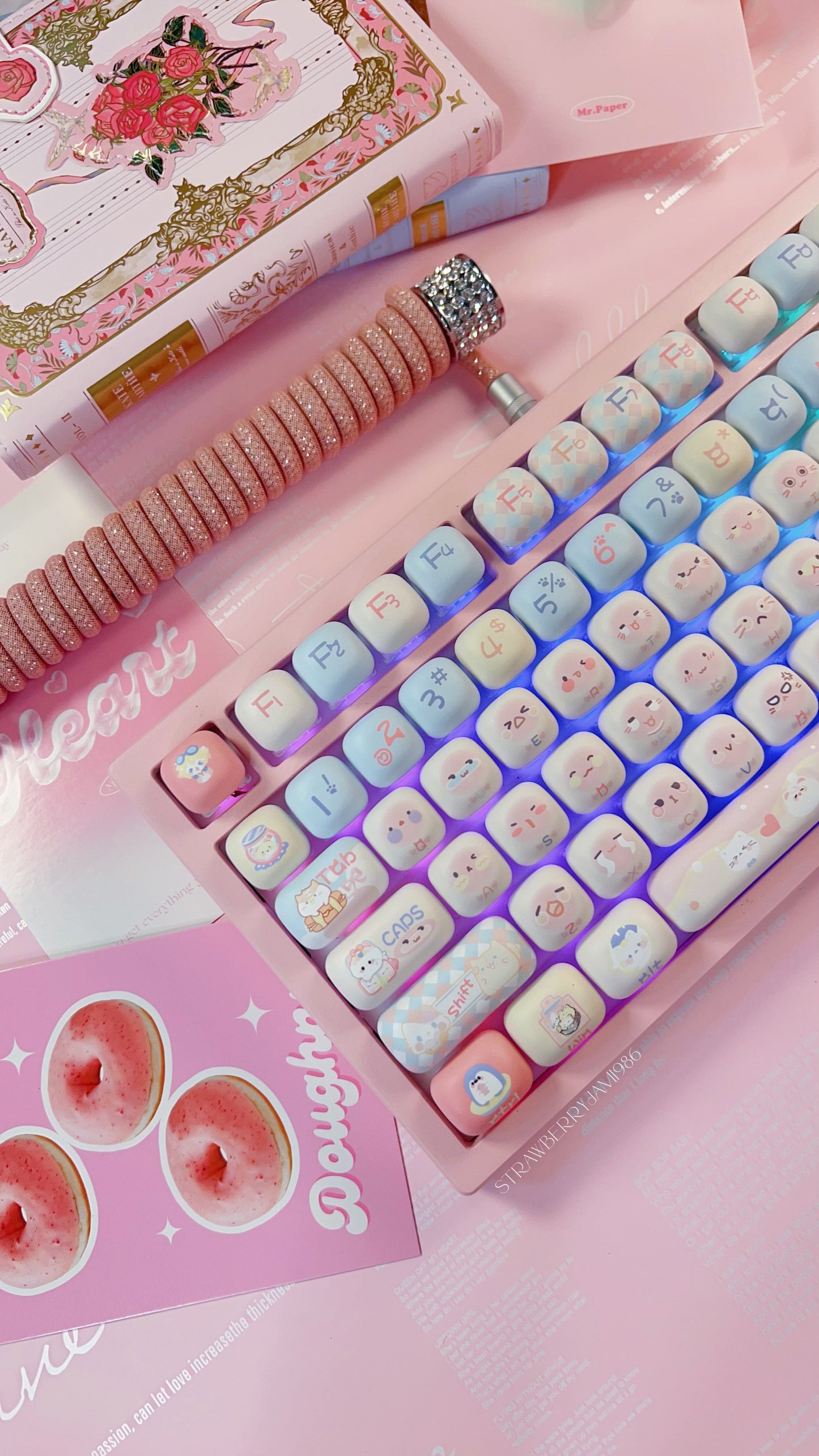 [only 1 Instock] Prebuilt Galaxy80 Pink Aluminum Customized Mechanical Keyboard