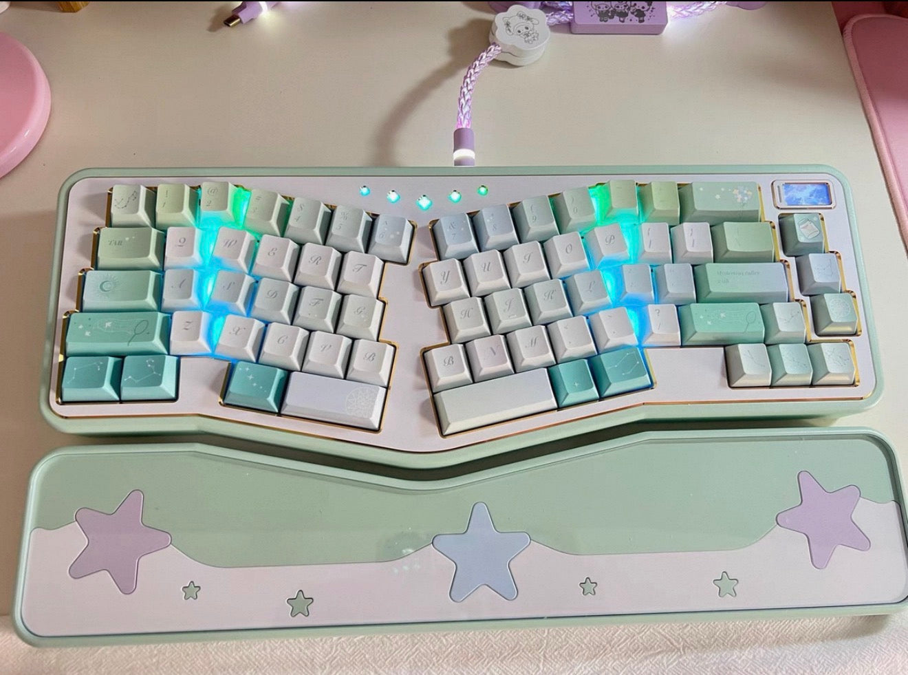 Preorder Prebuilt Aluminum Customized Mechanical Keyboard Staralice Set （including switch Keycaps and wristrest）