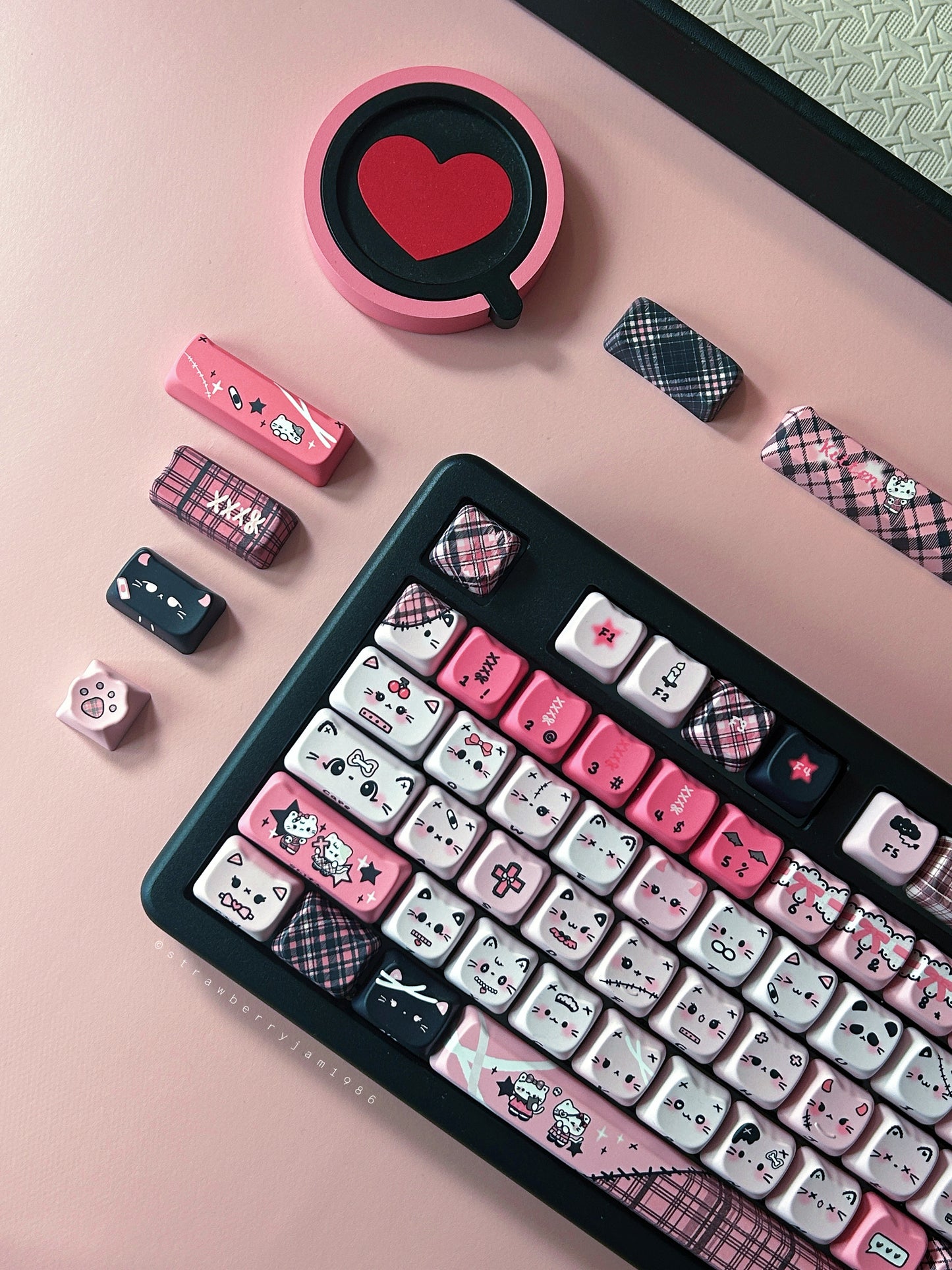 Sample For Sale ONLY 1 Instock EPOMAKER Galaxy70 Wireless Gaming Keyboard ➕ KiiBOOM Cybrix 16 Numpad➕ Cat Keycaps