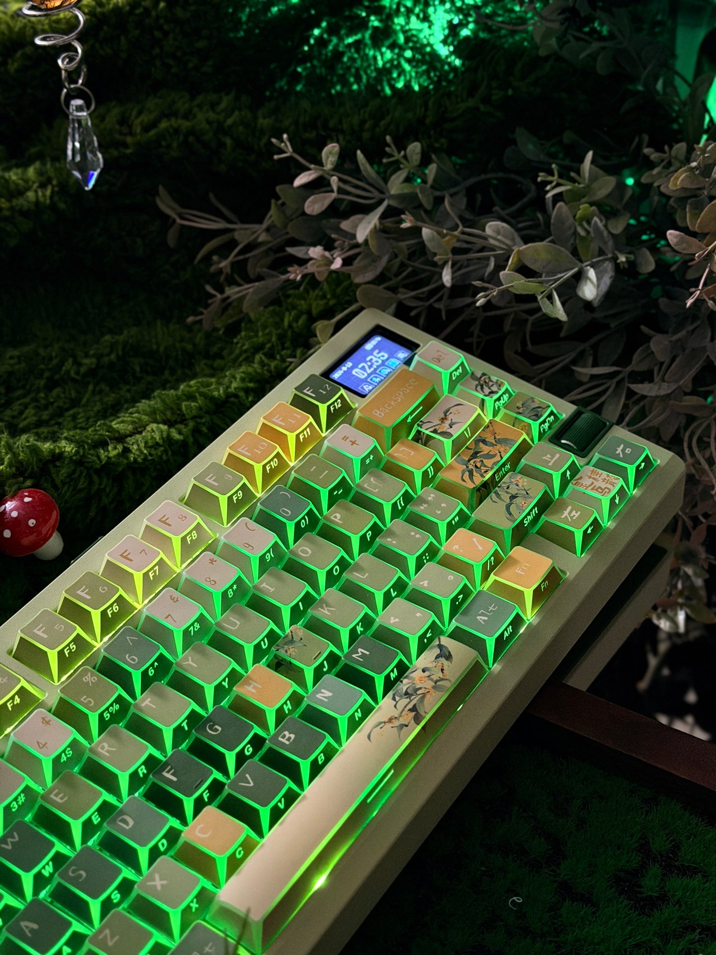 ONLY 1 Prebuilt Aluminum Customized Mechanical Keyboard Zoom75 TIGA Milky Green Tri-Mode Wireless Backlit ➕ URE Keycaps