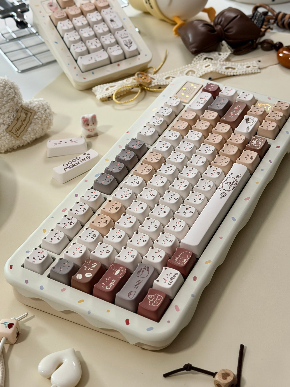 ONLY 1 Instock Prebuilt Aluminum Custom Mechanical Keyboard Cake75 Cream Milk Tea Sugar Sprinkle & Pad Set