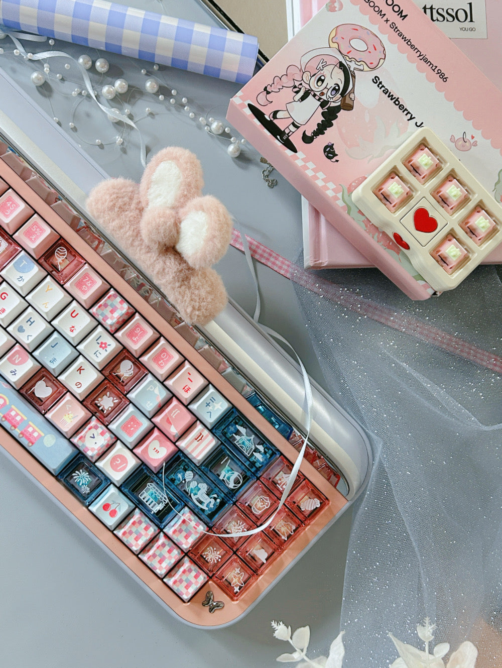 ONLY 1 Instock Prebuilt Aluminum Customized Mechanical Keyboard Targa65 Pink Blue Set（with switch & Keycap）