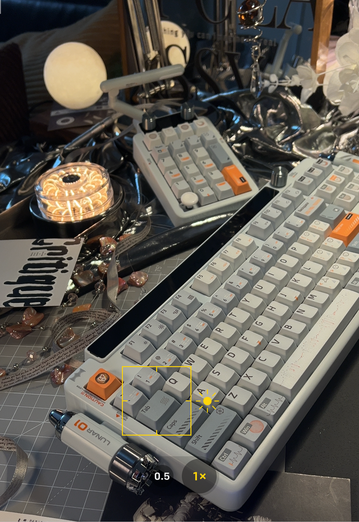 Unboxing Sample For Sales ONLY 1 Instock KeysMe Lunar 01 Mechanical Keyboard + Pad Set