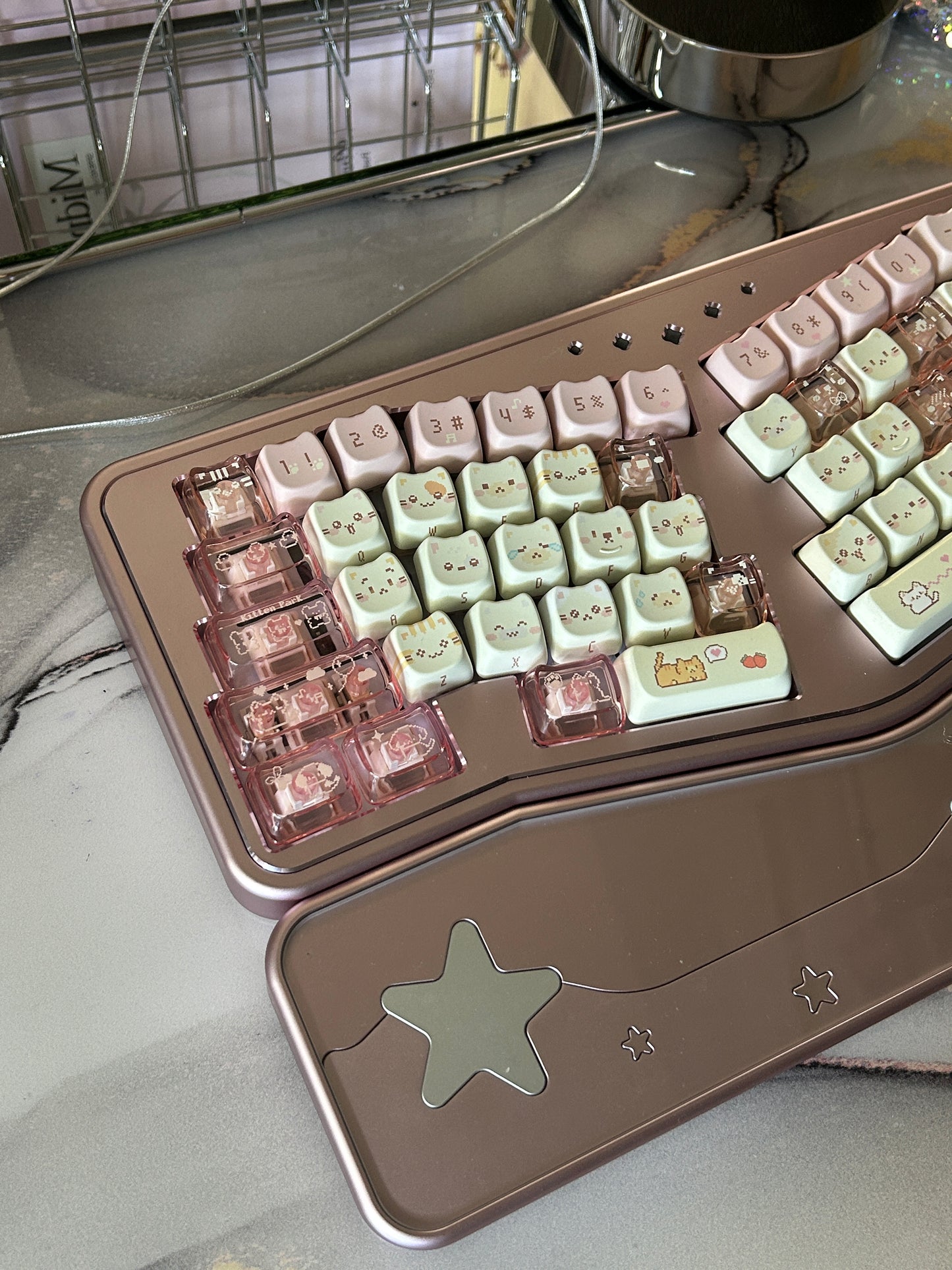 Preorder Prebuilt Aluminum Customized Mechanical Keyboard Staralice Anodized Pink set with Wristrest & switch & Cat Keycaps