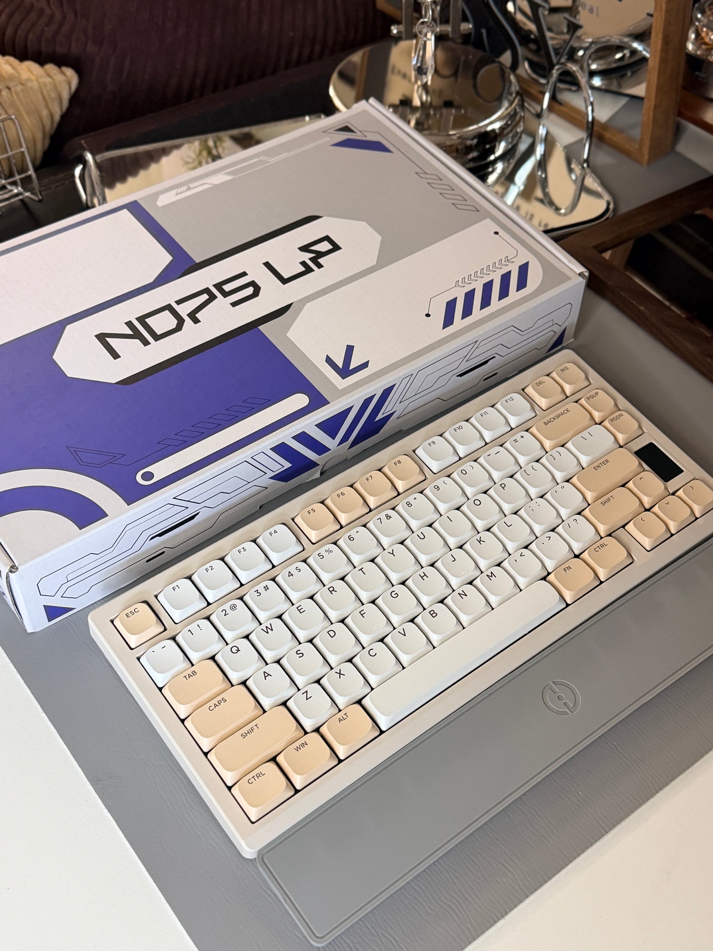 Unboxing Clearance ONLY 1 Instock Chilkey ND75 LP Wireless Gaming Keyboard with LCD Screen Silver Beige