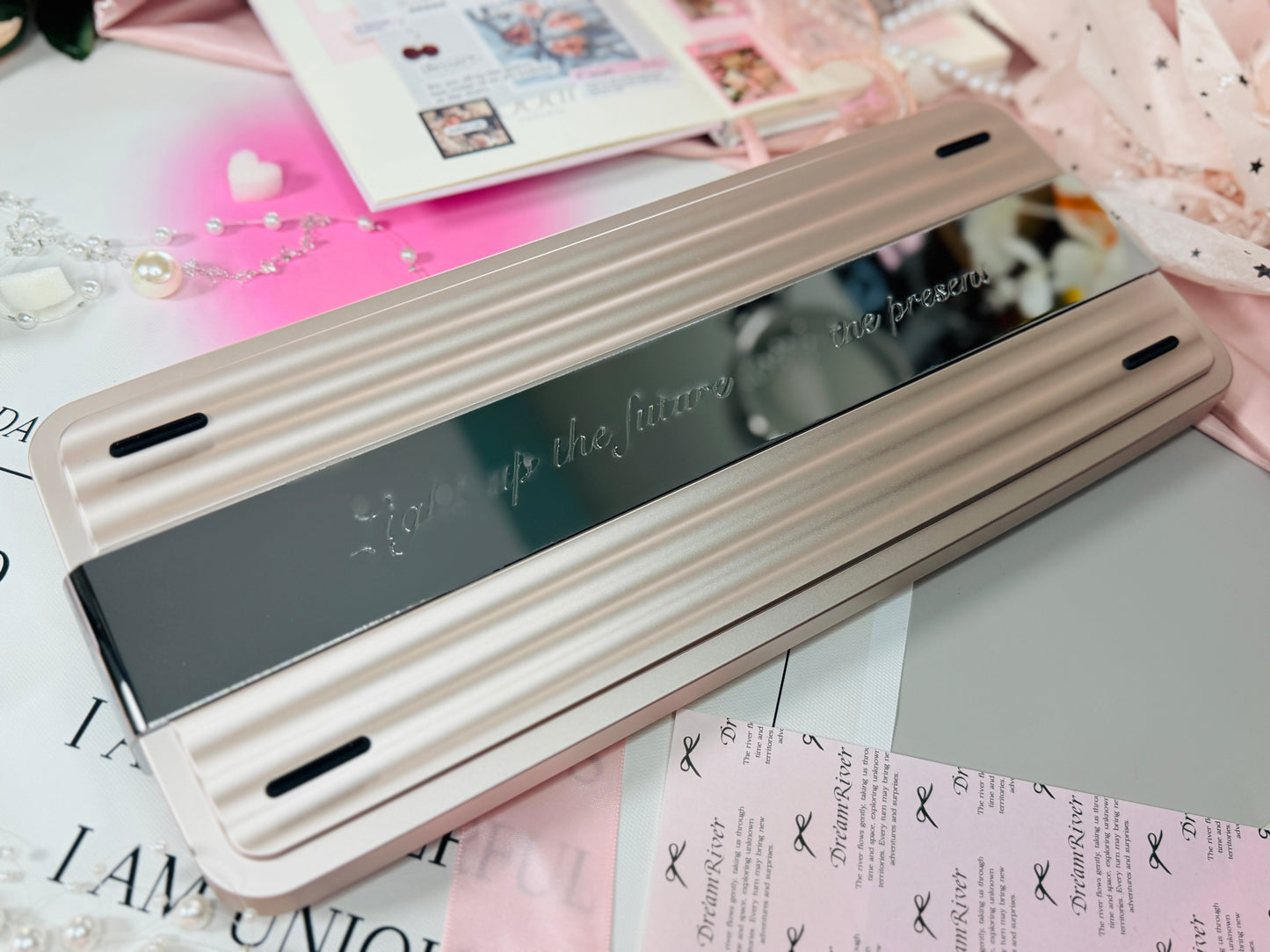 Preorder Prebuilt Aluminum Customized Mechanical Keyboard Bread75 Anodized Pink Silver Wireless Set With Soap Pad