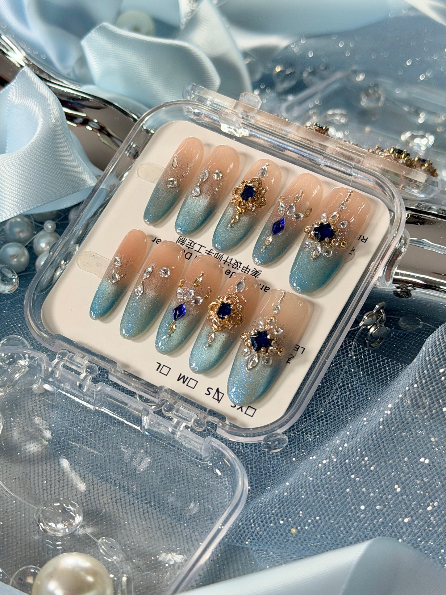 Crystal Blue Press On Nails Shimmering Diamond Cat-Eye Long Oval Handmade Nail Arts