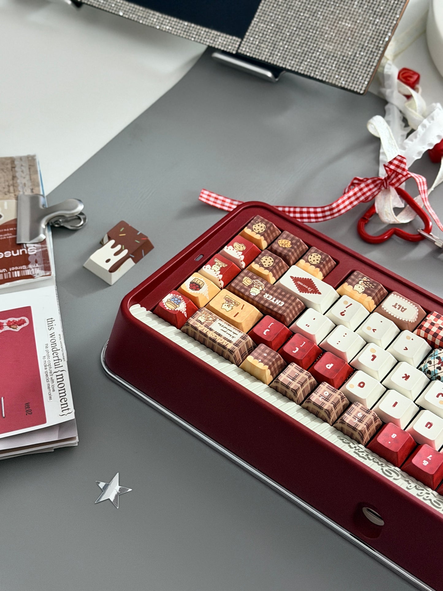 ONLY 1 Instock Olleh65 Prebuilt Aluminum Custom Mechanical Keyboard Red Set ➕ Soap Number Pad