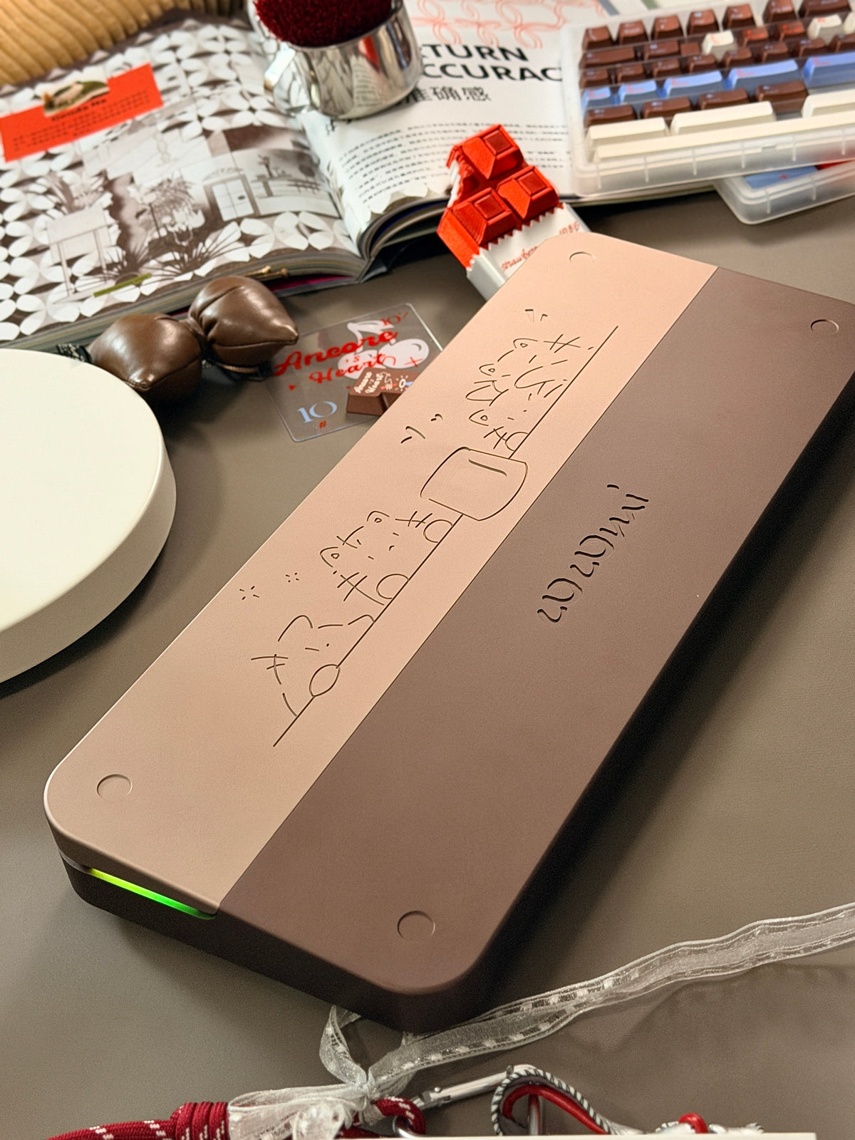 ONLY 1 Instock Prebuilt Aluminum Customized Mechanical Keyboard Cocomi80 Anordized Brown Champagne Set  | Wireless | Backlit