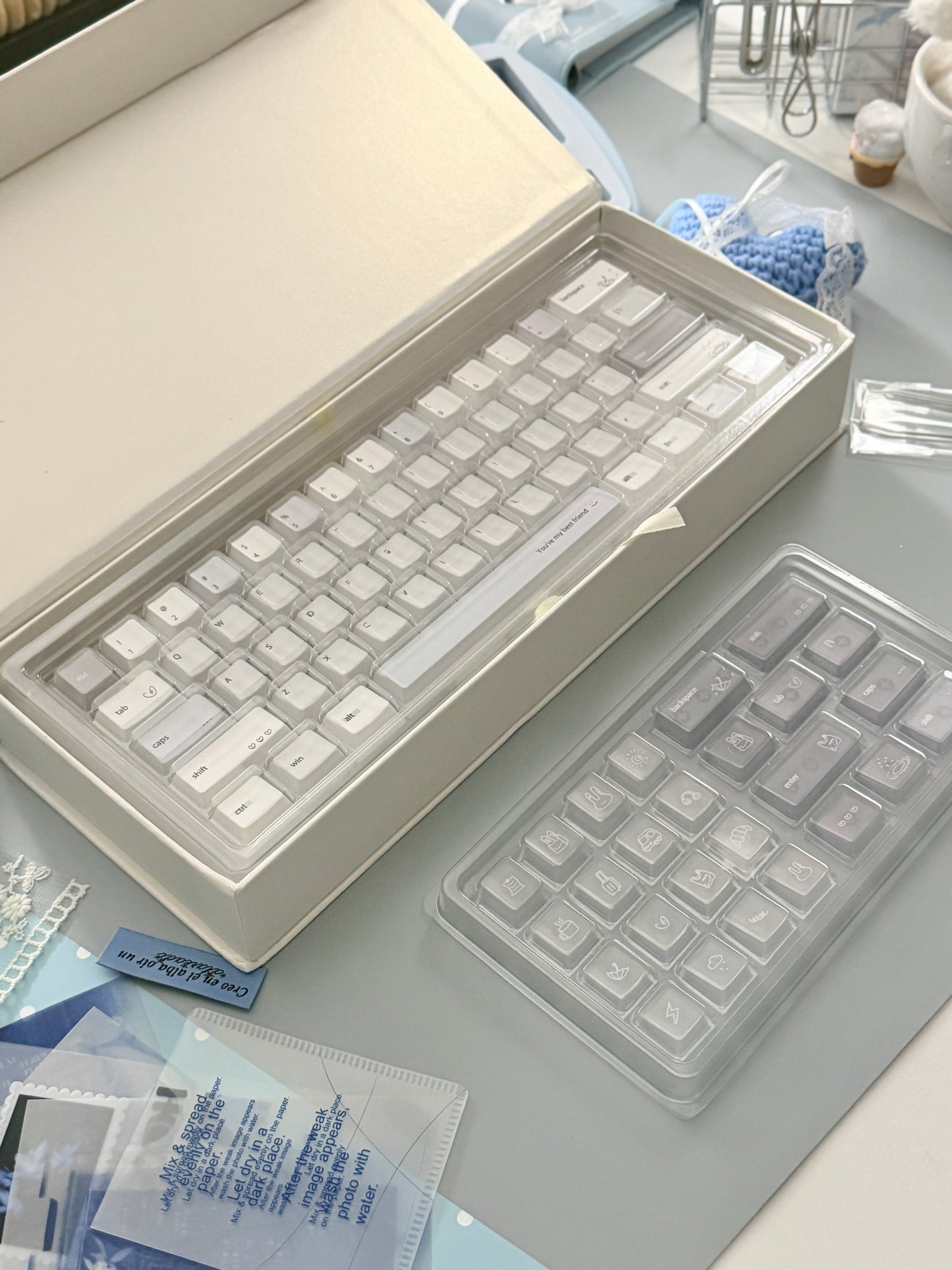 #0296 Minimalist Pale Blue White & Gray Keycap Set – Retro Japanese Style PBT Keycaps for Mechanical Keyboards Designed By Mochi Lab