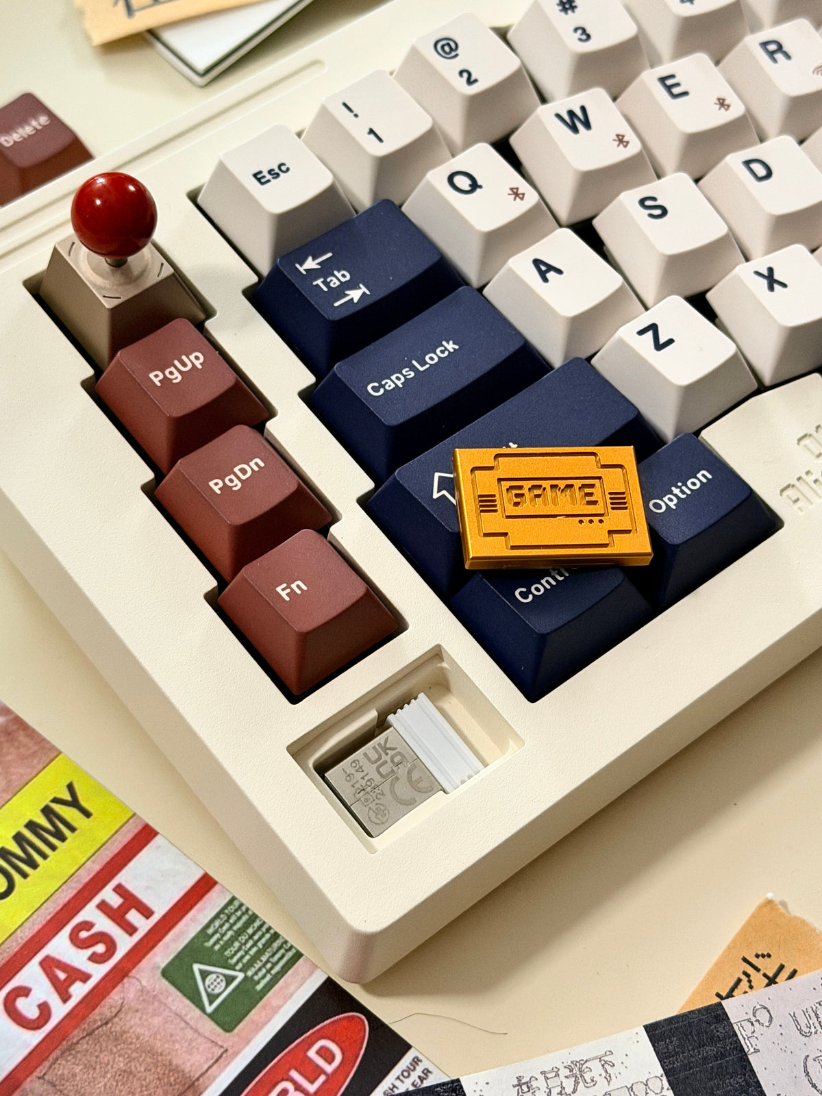 Unboxing Clearance ONLY 1 Instock Keychron Launches Z11 Ultra 8K Alice Split Mechanical Keyboard Retro Cream White | Wireless | Backlit | Ergonomic