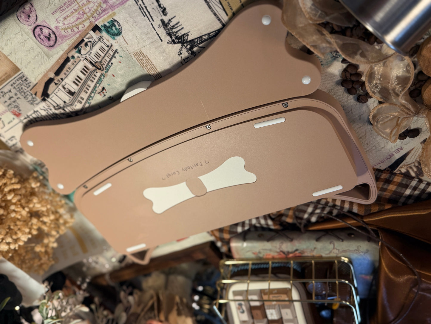 ONLY 1 Instock Prebuilt Aluminum Customized Mechanical Keyboard Corgi Alice Ergonomic Chocolate Set With Wristrest & Bread Pad