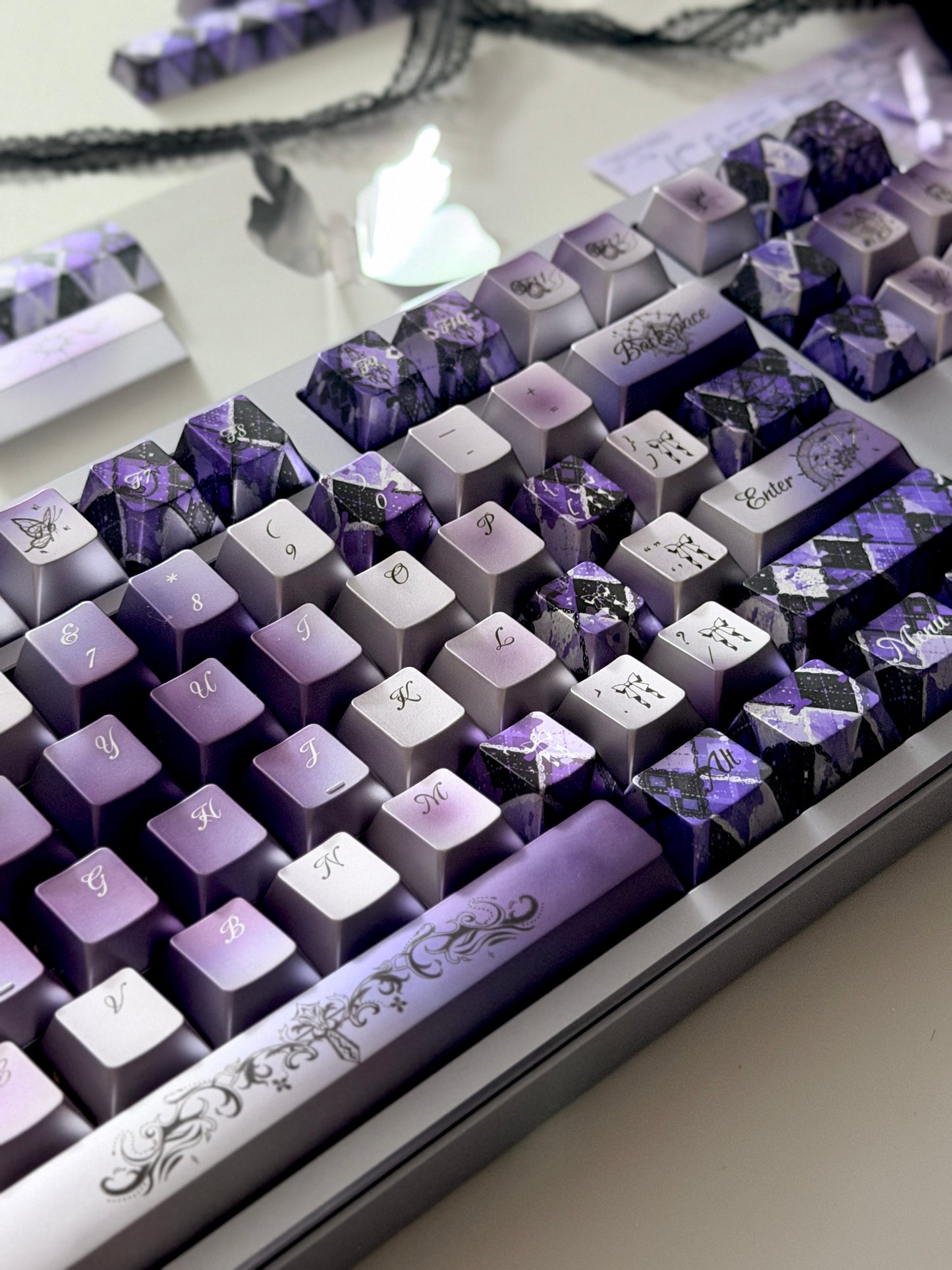 #0284 [Limited Edition] Crimson Haze Purple-Black Gloss Metallic Coated Keycaps（not medal）