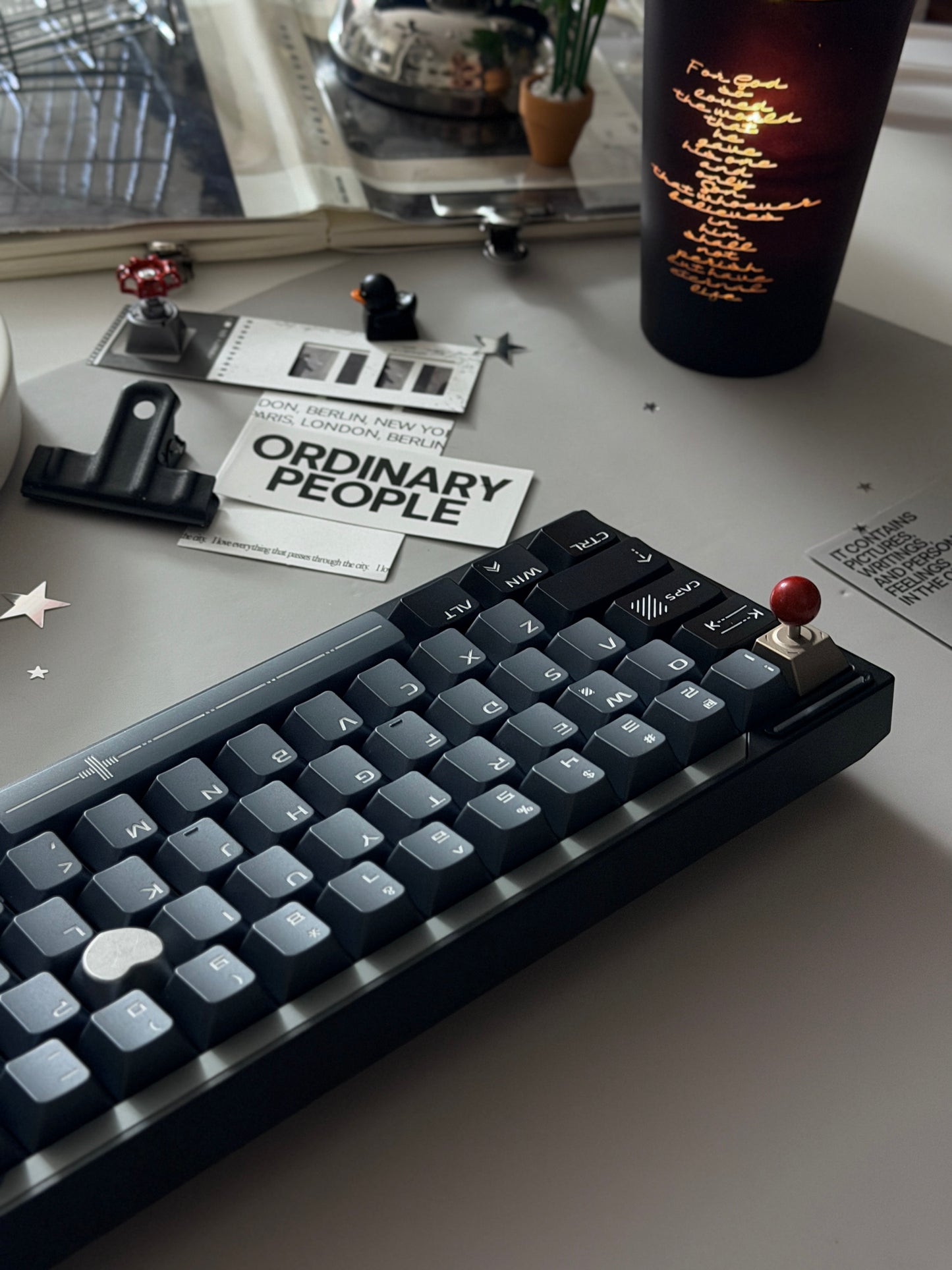 ONLY 1 Prebuilt Aluminum Custom Mechanical Keyboard Wuque Paper65 PRISM BLACK ➕ MCAPS Metal Keycap