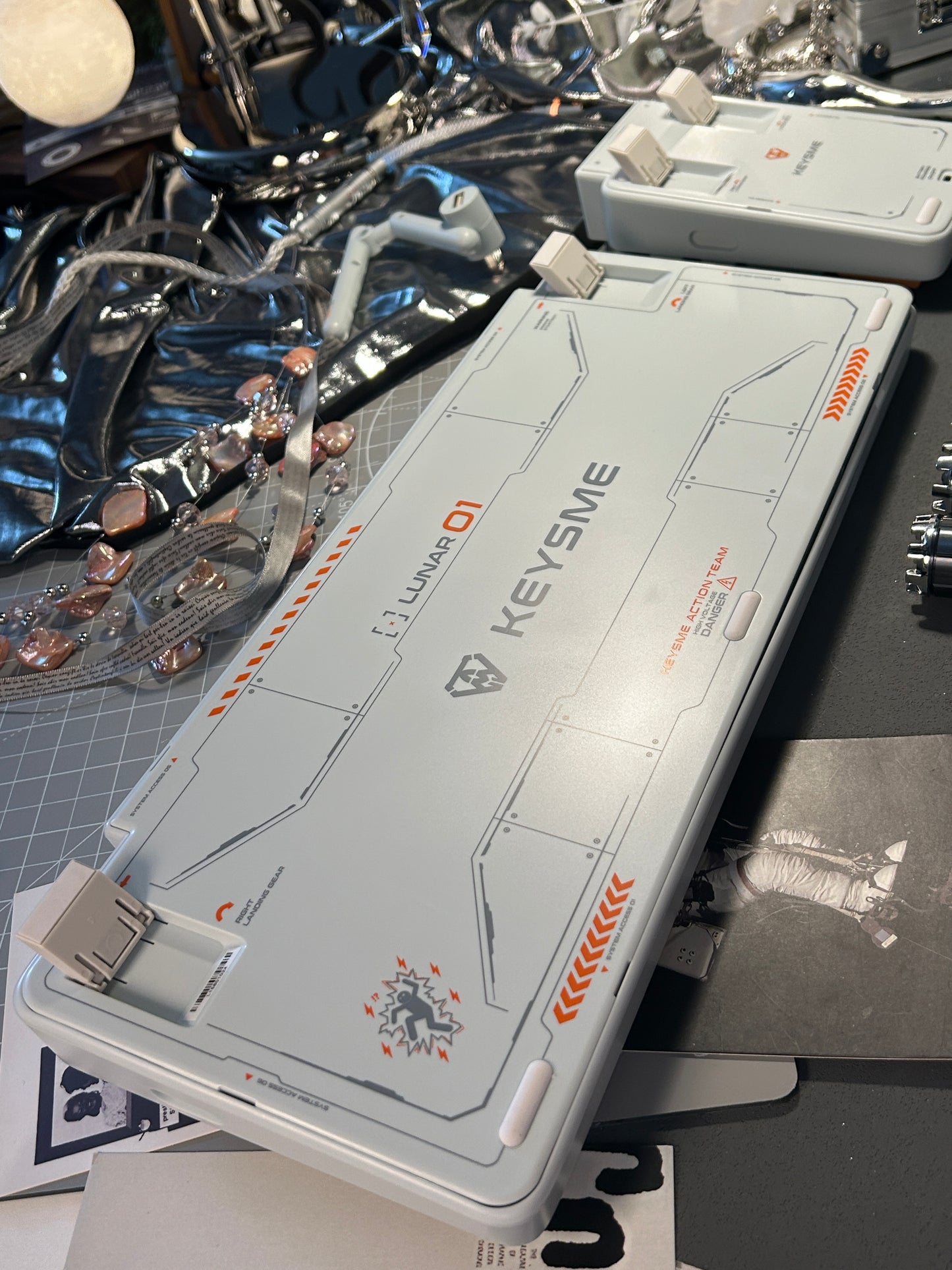 Unboxing Sample For Sales ONLY 1 Instock KeysMe Lunar 01 Mechanical Keyboard + Pad Set