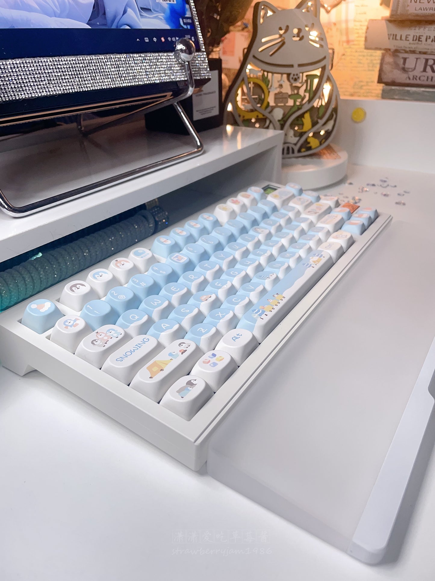 Pastel Blue Snow Little Penguin SOA Keycap Designed By MoCoo Studio