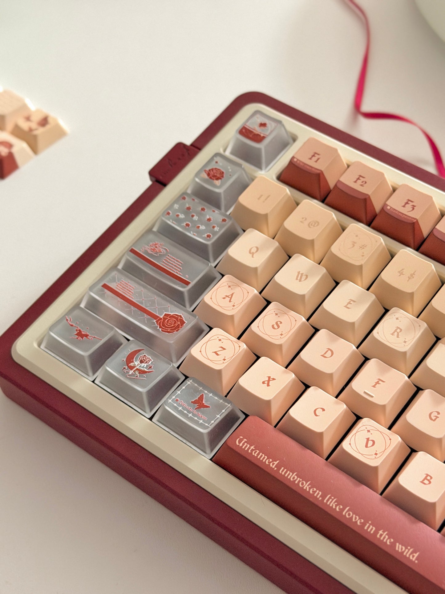 ONLY 1 Instock Red Velvet Gift80 Prebuilt Aluminum Custom Mechanical Keyboard