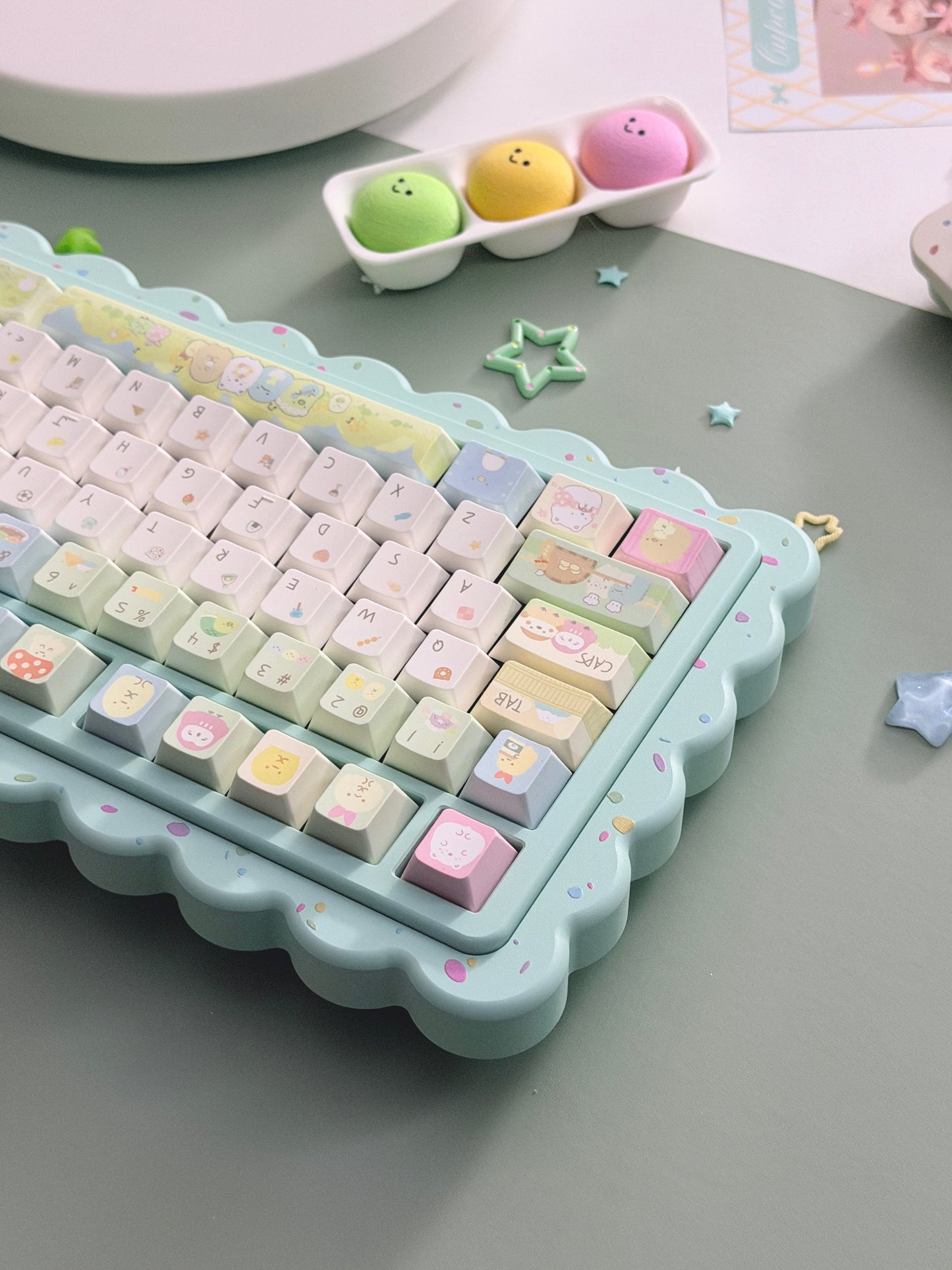 #0281 Sumikko Gurashi Cute Little Creature Pale Yellow-green Keycap Cherry Profile