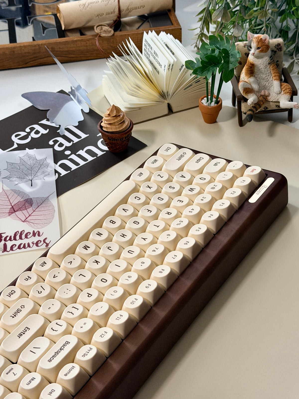 Unboxing For Clearance ONLY 1 Instock Reccazr R100 Walnut Wooden Mechanical Keyboard – Custom “Tofu” Style | Wireless | RGB Backlit
Glutinous Rice Switch (silent switch)