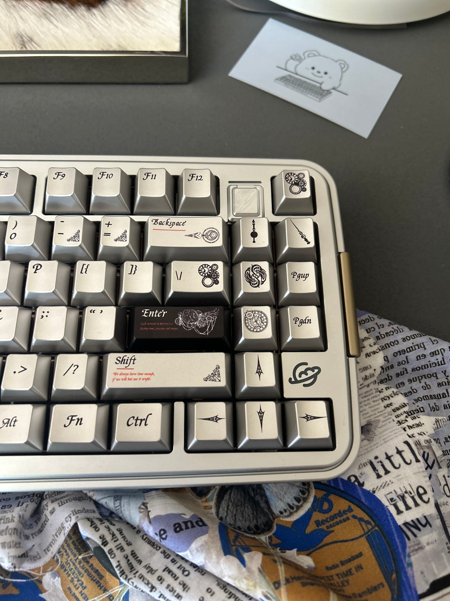 PREORDER Prebuilt Aluminum Customized Mechanical Keyboard Bread75 Silver Keyboard Set