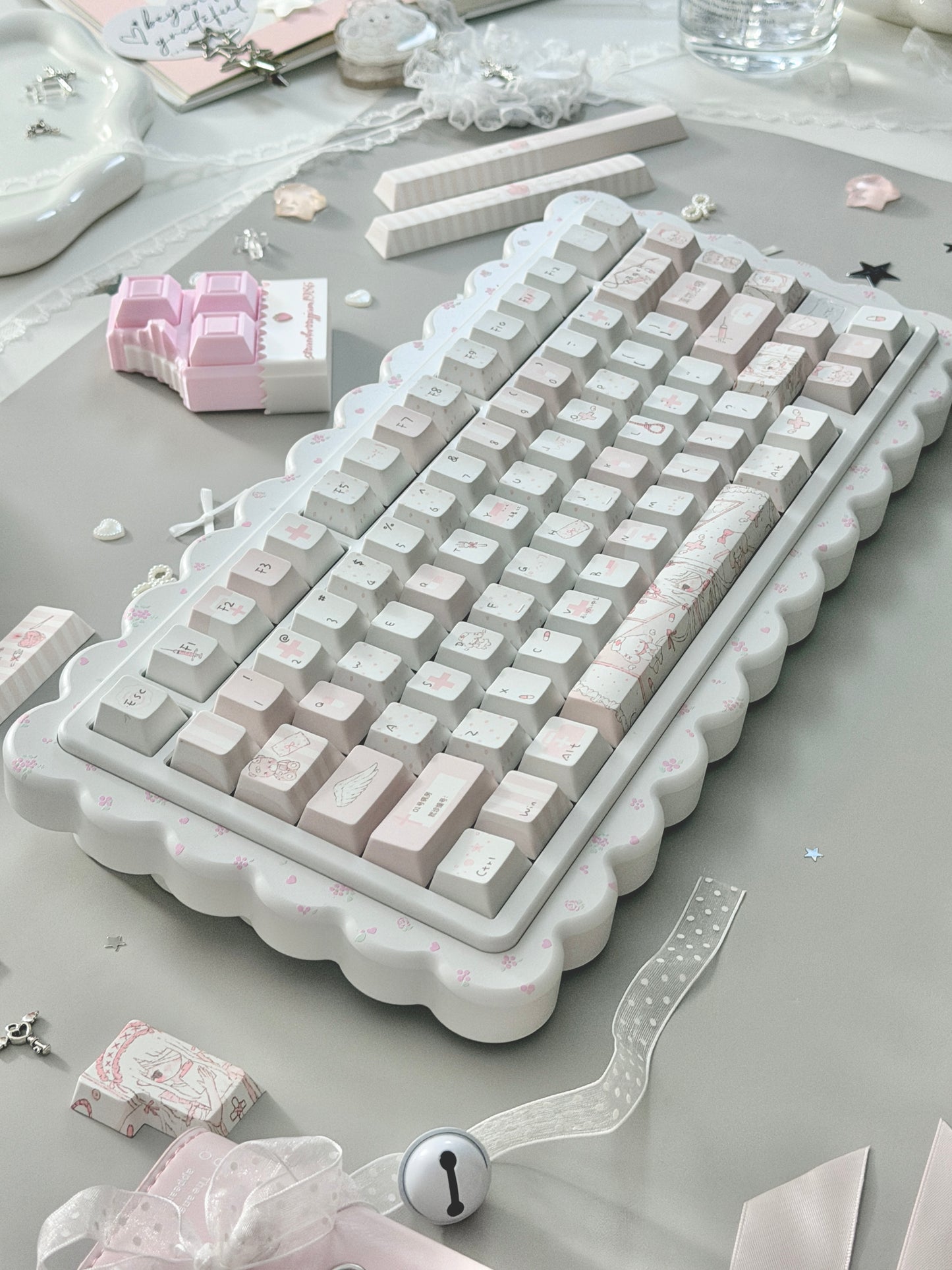 ONLY 1 Instock Prebuilt Aluminum Customized Mechanical Keyboard Cookies75 White Floral Set