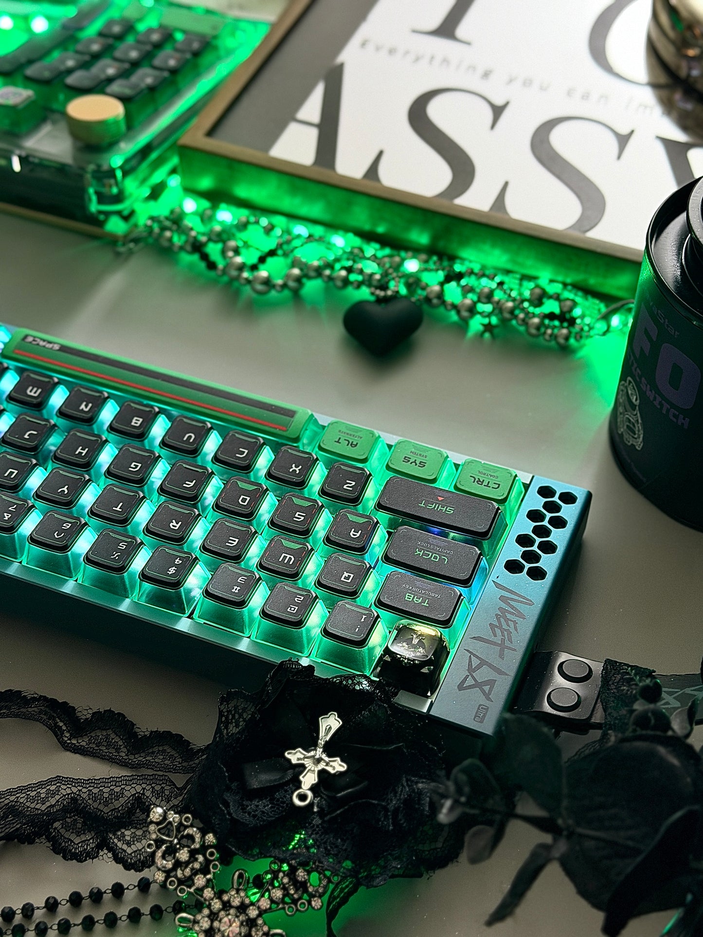 Unboxing For SALEs Meet68 Prebuilt Aurora Green Aluminum Custom Gaming Keyboard + GravaStar UFO Magnetic Switch + Keytok Snake Bell Keycap Set