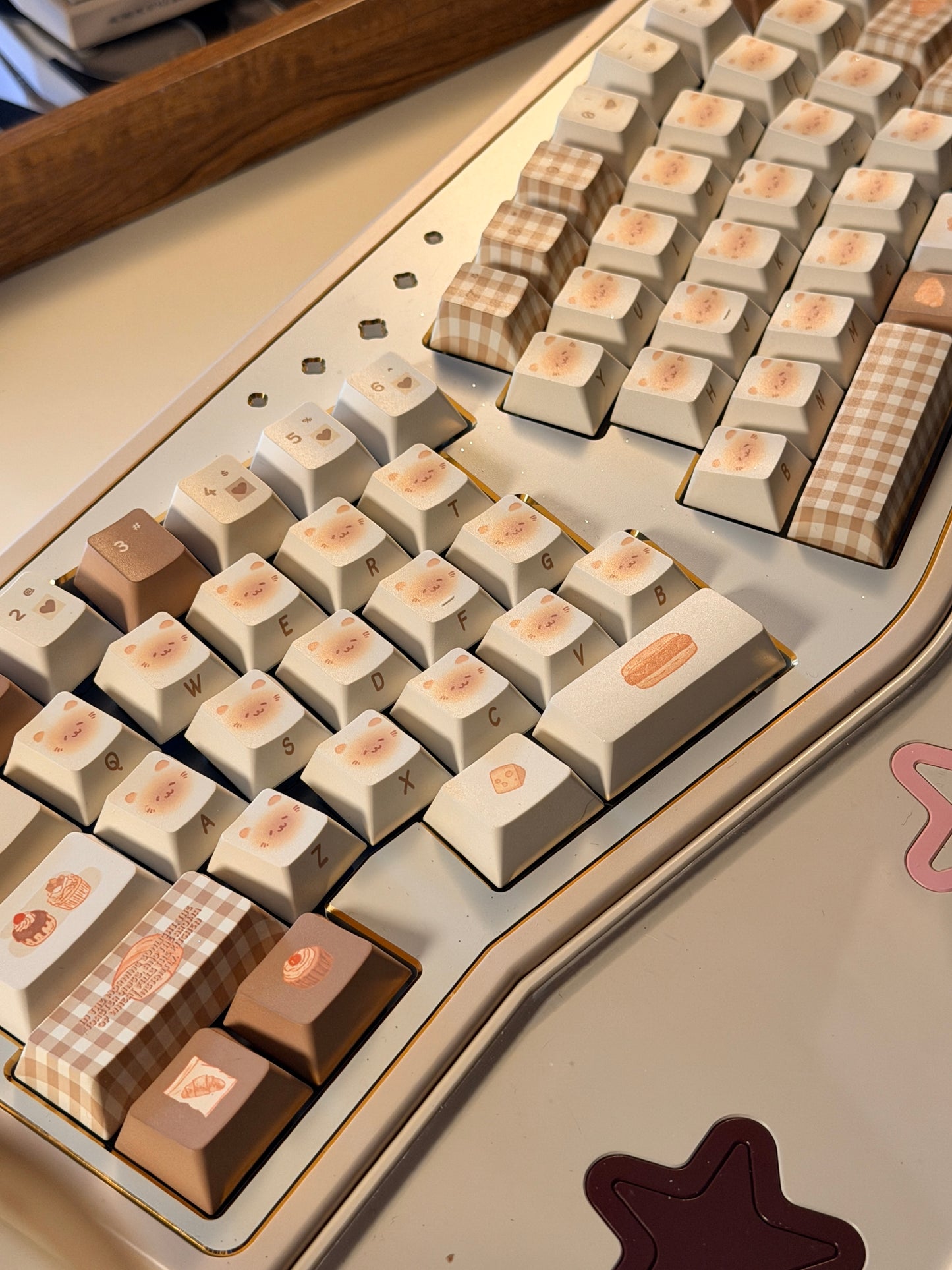 ONLY 1 instock Prebuilt Cream White StarAlice Aluminum Custom Mechanical Keyboard With Wrist rest