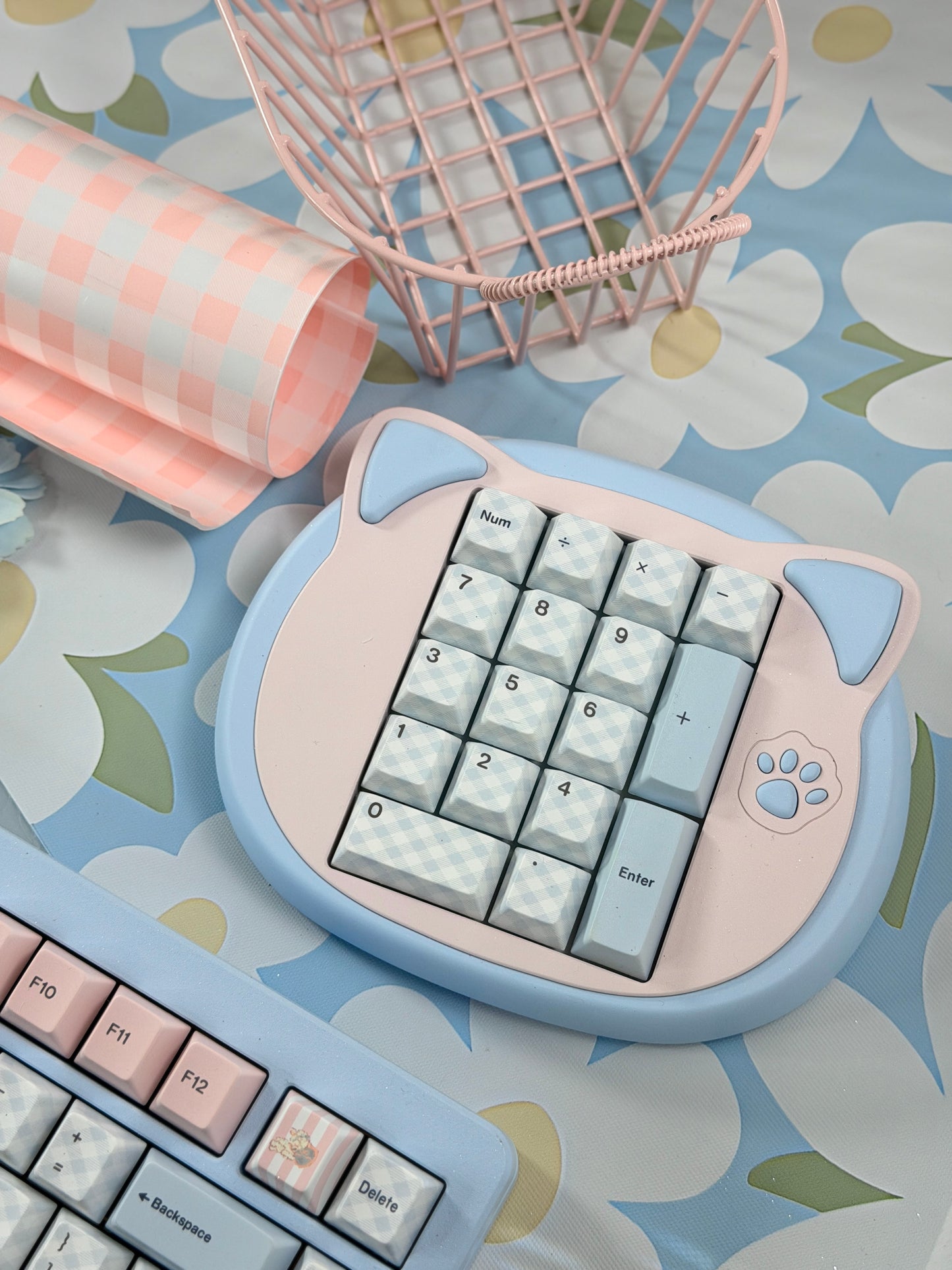 ONLY 1 instock My Prebuilt Aluminum Customized Mechanical Keyboard Tutor75 + Cat Number Pad