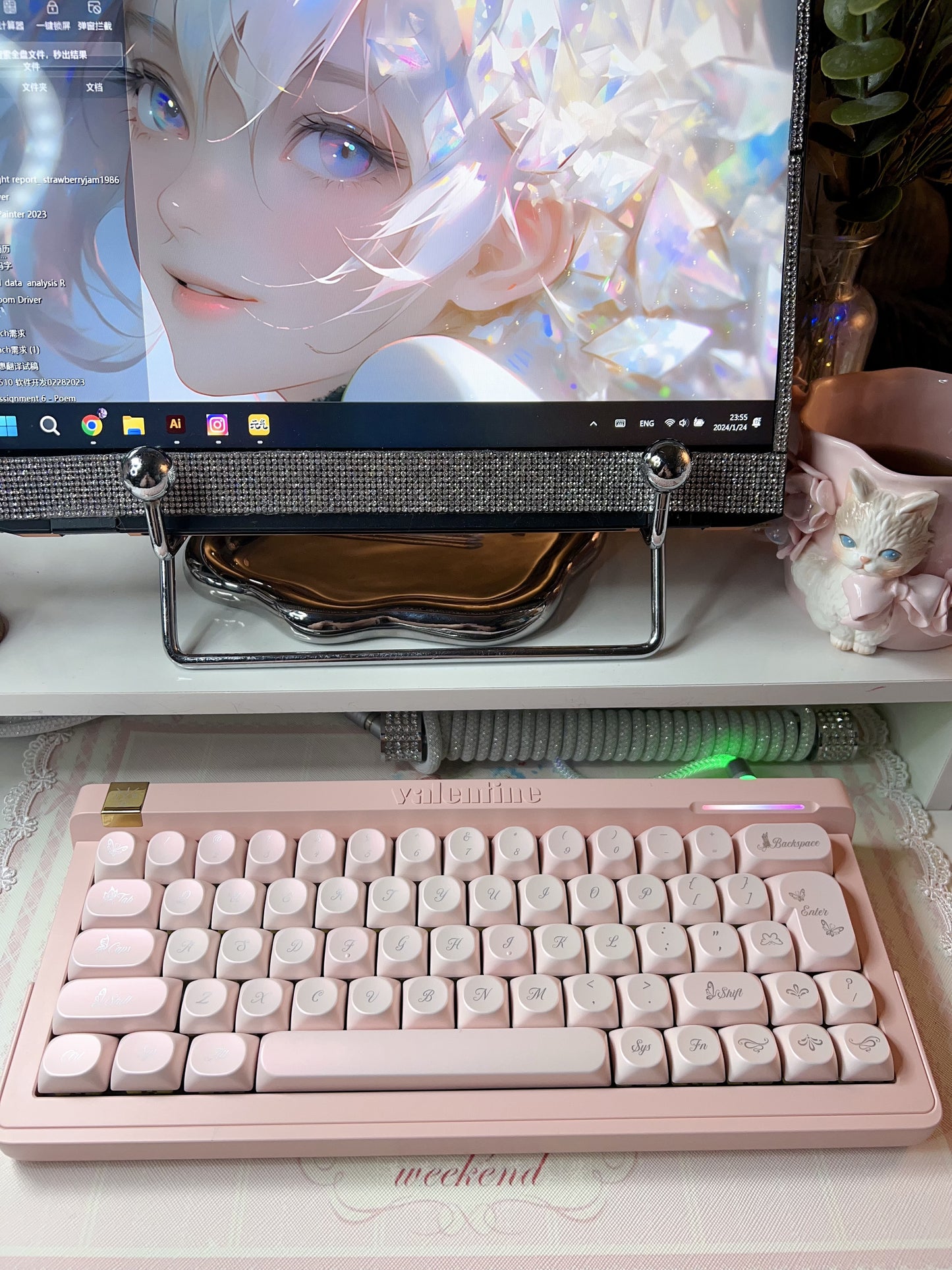 Creamy Pink Luster and Hue of Pearls Mirror Butterfly Soa Profile 135 Keys Mechanical Keyboard Customized Keycaps