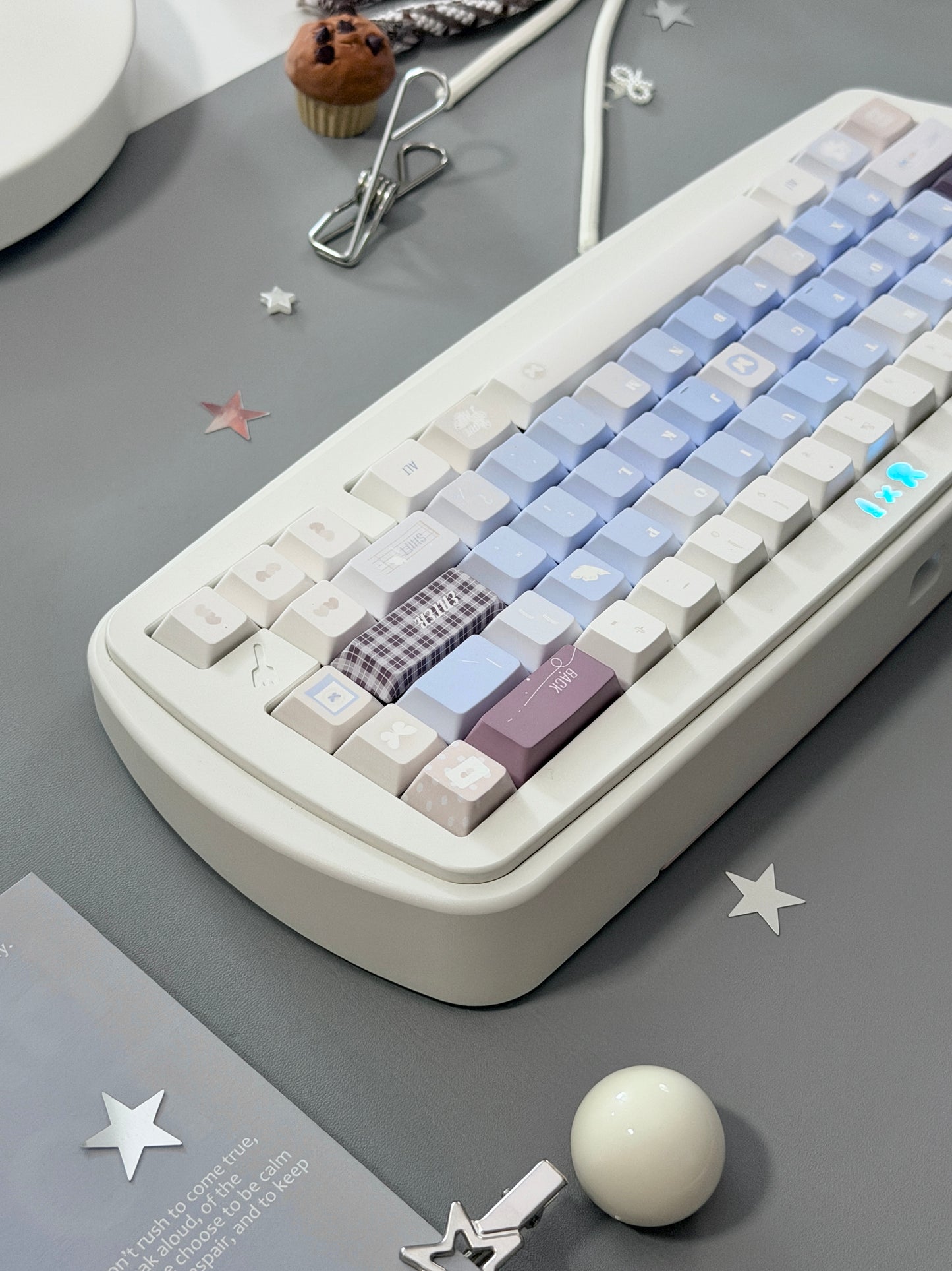0299 Love Butterfly Cherry Profile Keycap Set | Sea Salt White & Soft Blue Romantic Keycaps