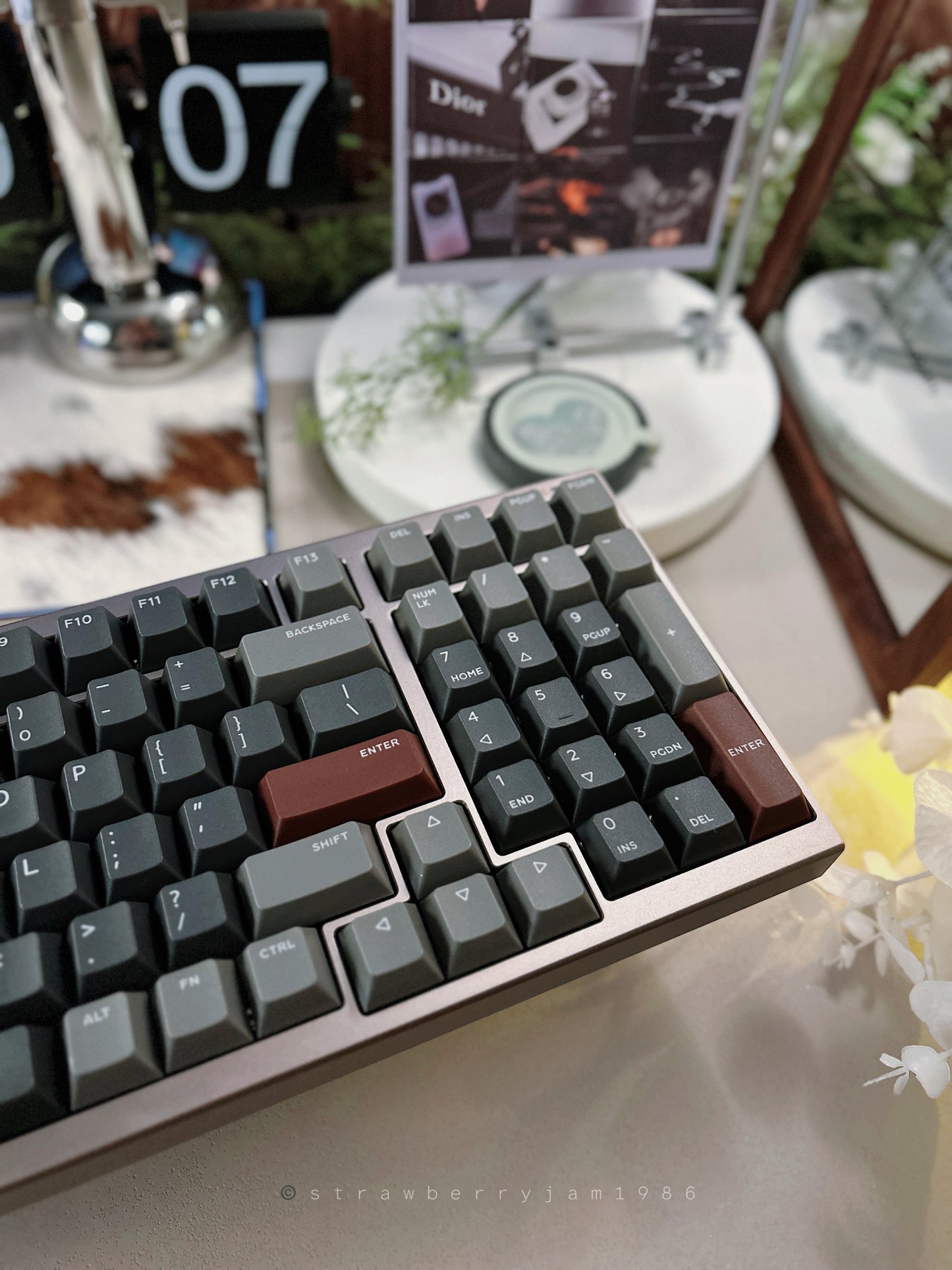 Unboxing Clearance ONLY 1 Instock IQUNIX FOX98 Aluminum Mechanical Keyboard