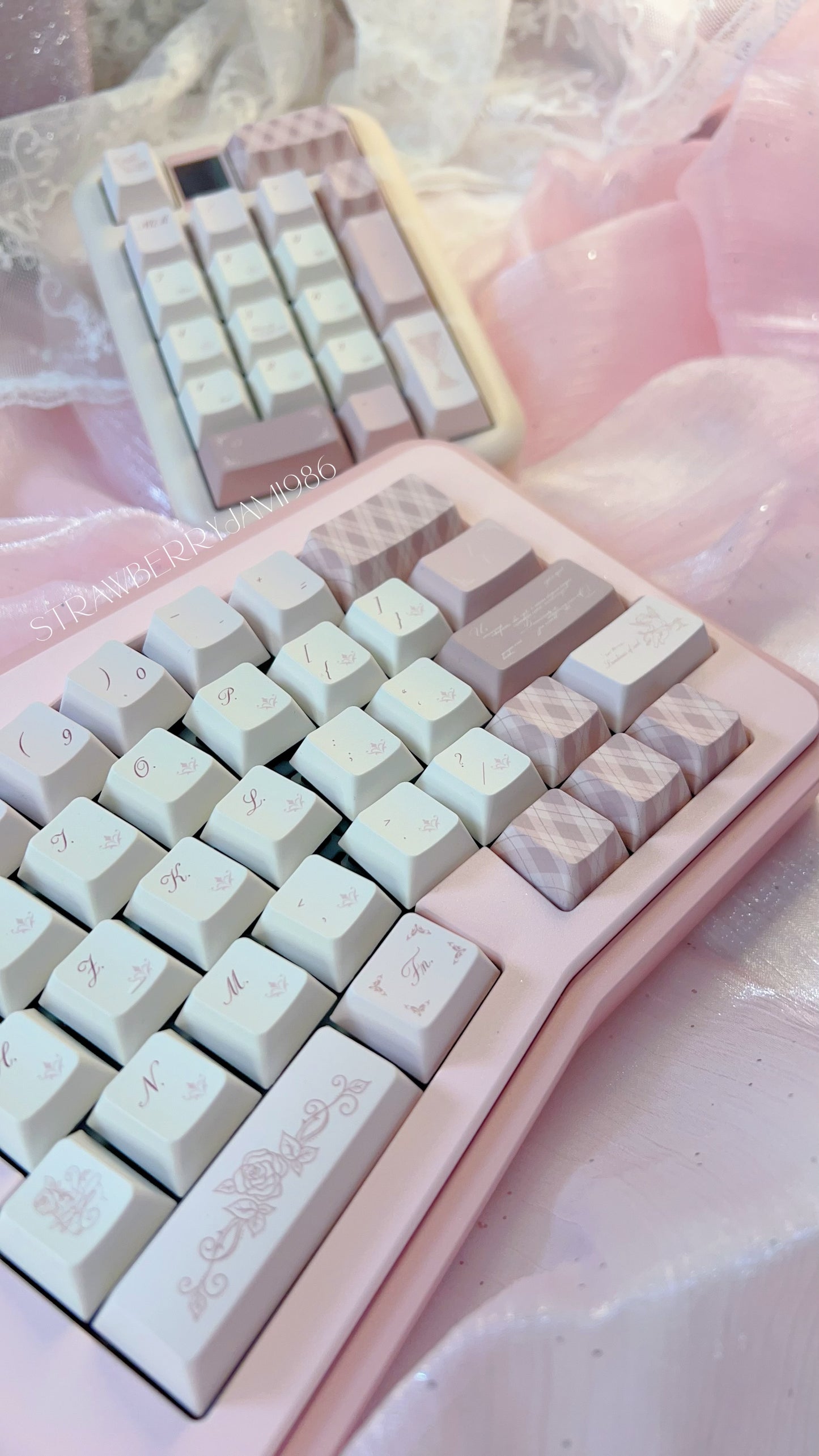 Prebuilt Vlice Pink Aluminum Customized Mechanical Keyboard