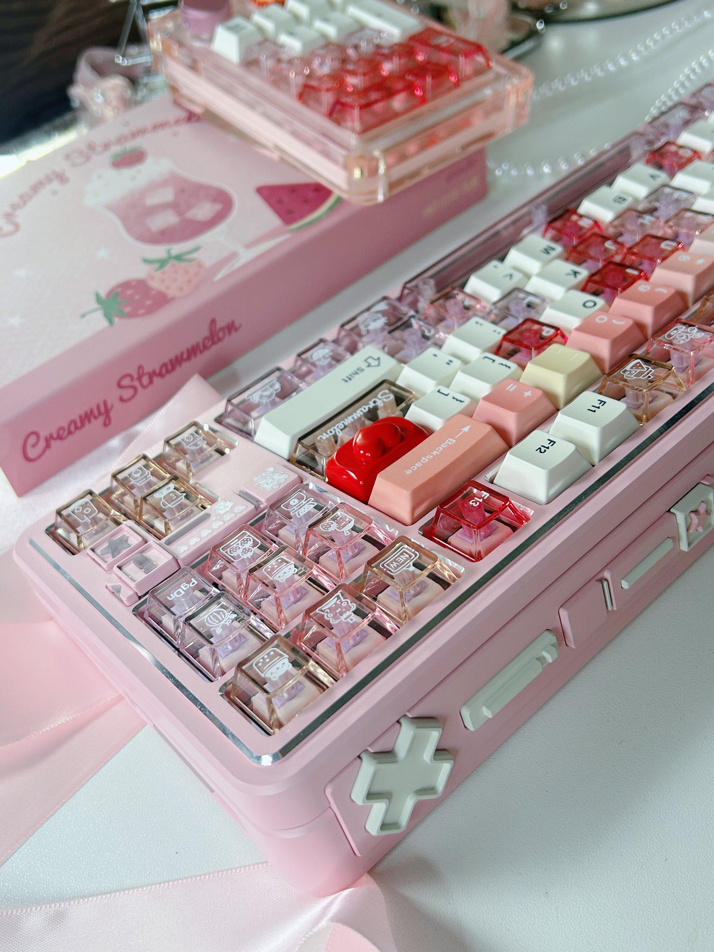 ONLY 1 Instock Prebuilt Aluminum Customized Mechanical Keyboard Polaris80 Pink （notincluding the KiiBOOM number pad/lace strip/artisan keys）
