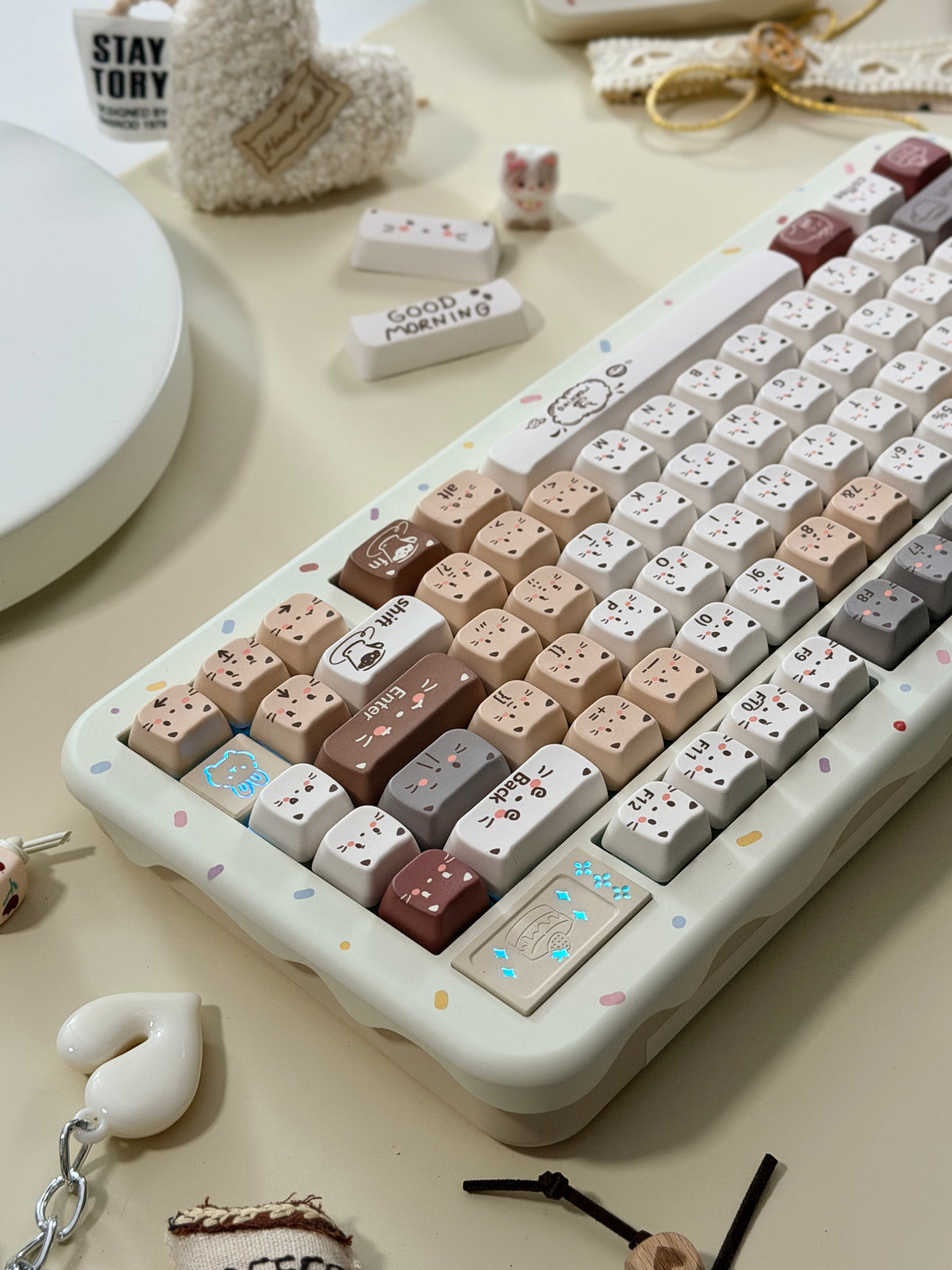 ONLY 1 Instock Prebuilt Aluminum Custom Mechanical Keyboard Cake75 Cream Milk Tea Sugar Sprinkle & Pad Set