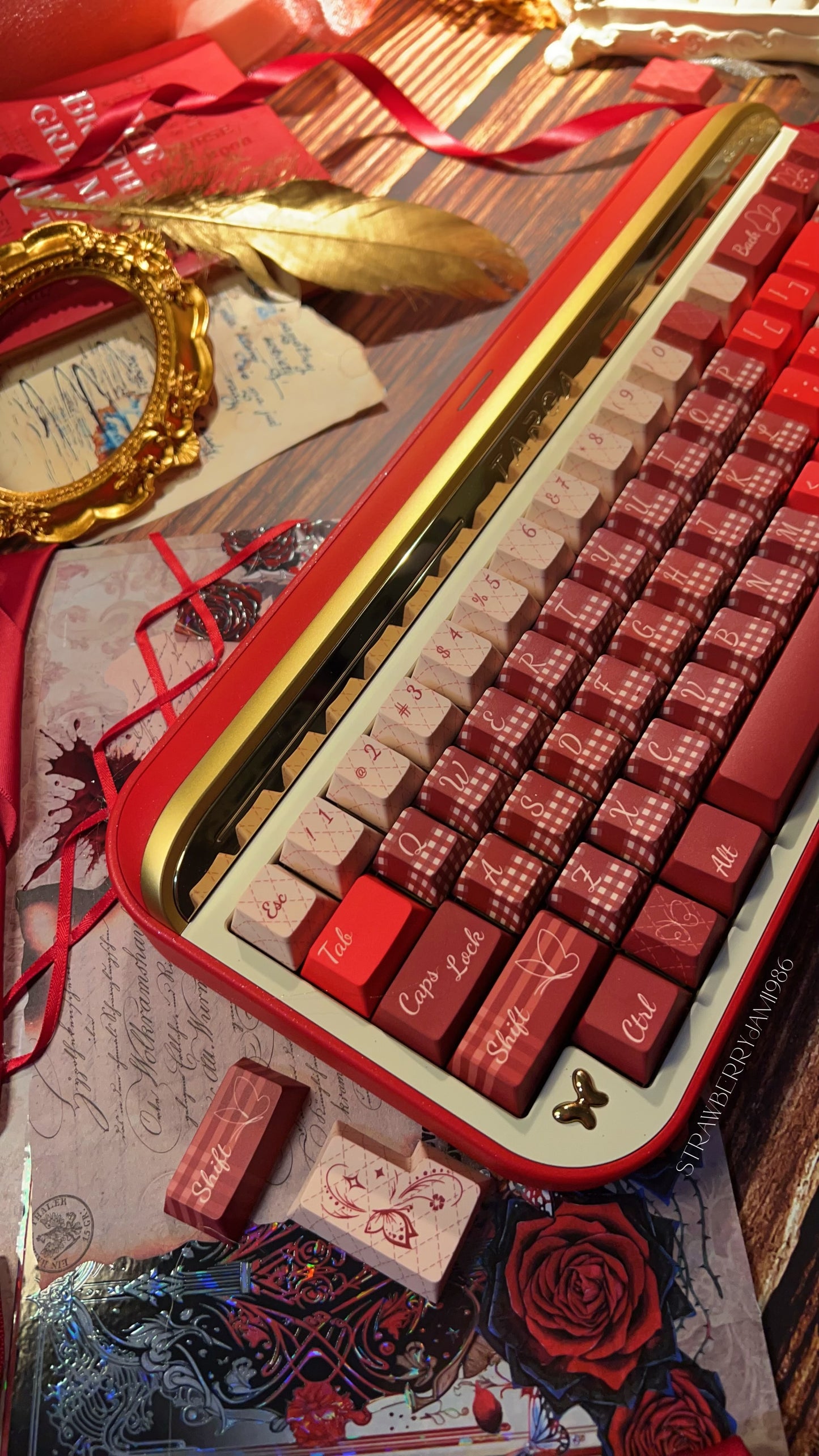 Preorder Prebuilt Targa65 Red Cream Aluminum Customized Mechanical Keyboard