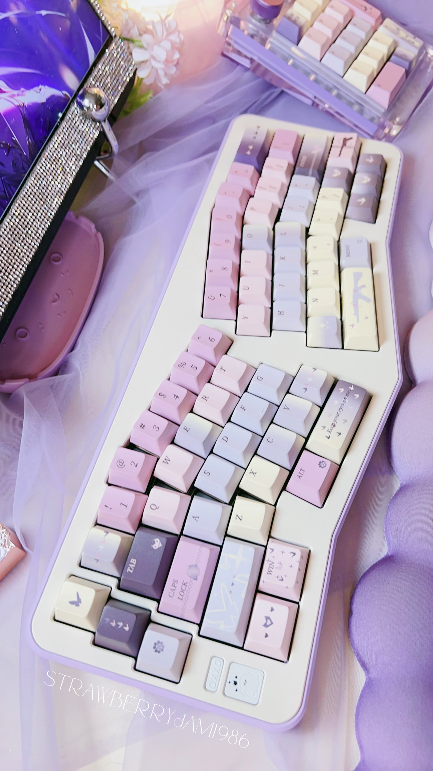 【Preorder】 Prebuild MAEWA LAB AHOLLC Purple Beige Ergonomic Aluminum Customized Mechanical Keyboard