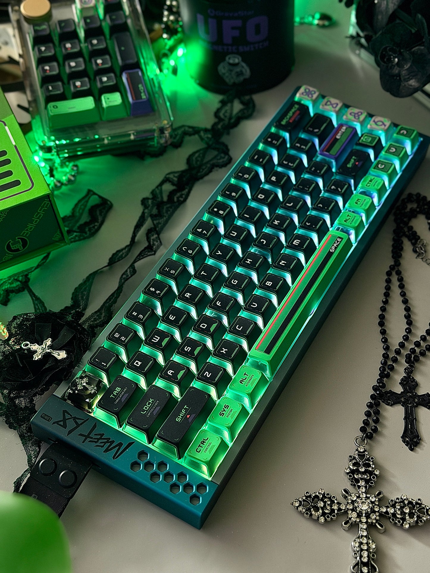 Unboxing For SALEs Meet68 Prebuilt Aurora Green Aluminum Custom Gaming Keyboard + GravaStar UFO Magnetic Switch + Keytok Snake Bell Keycap Set
